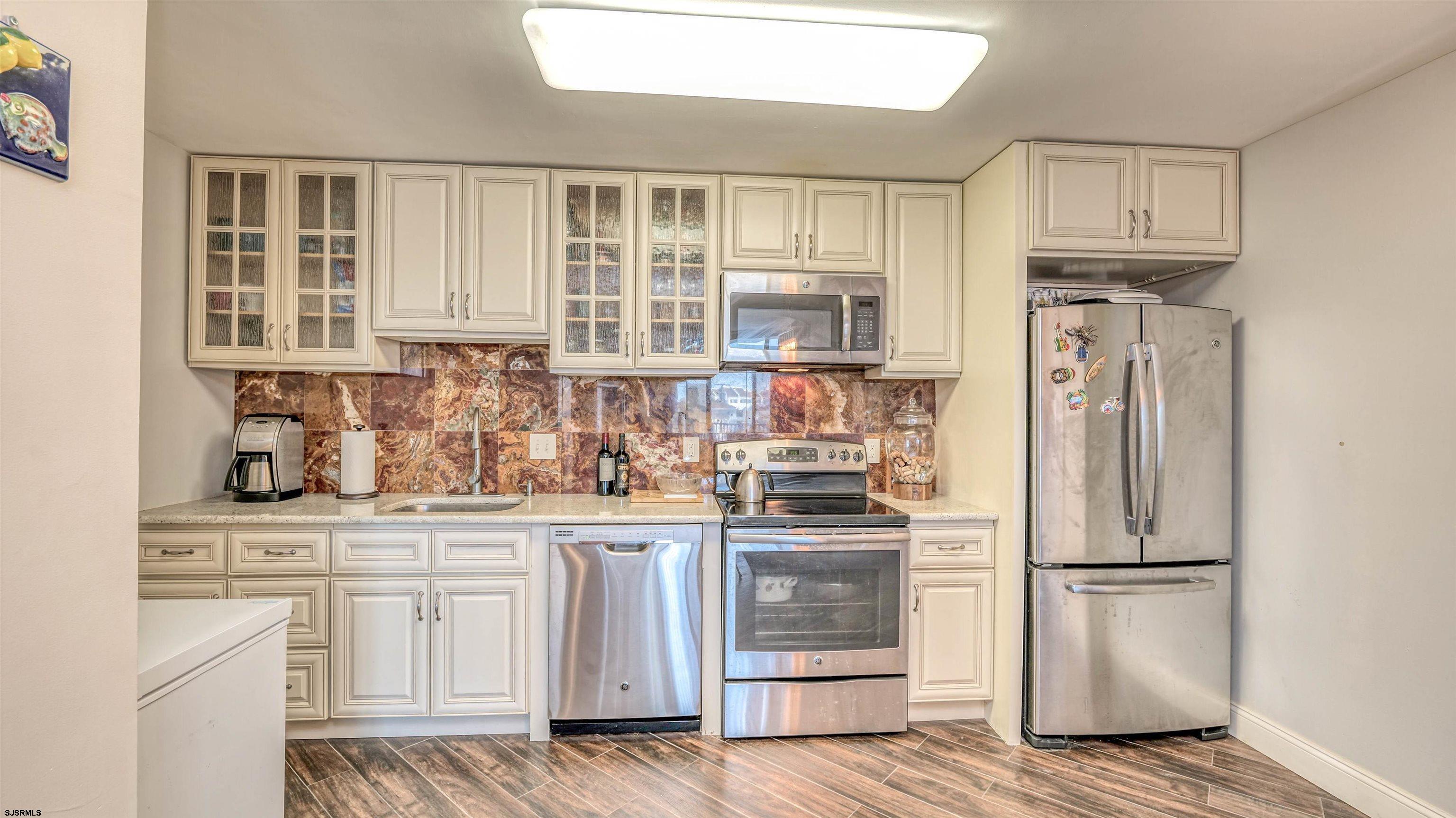111 S 16th Ave Unit: 313