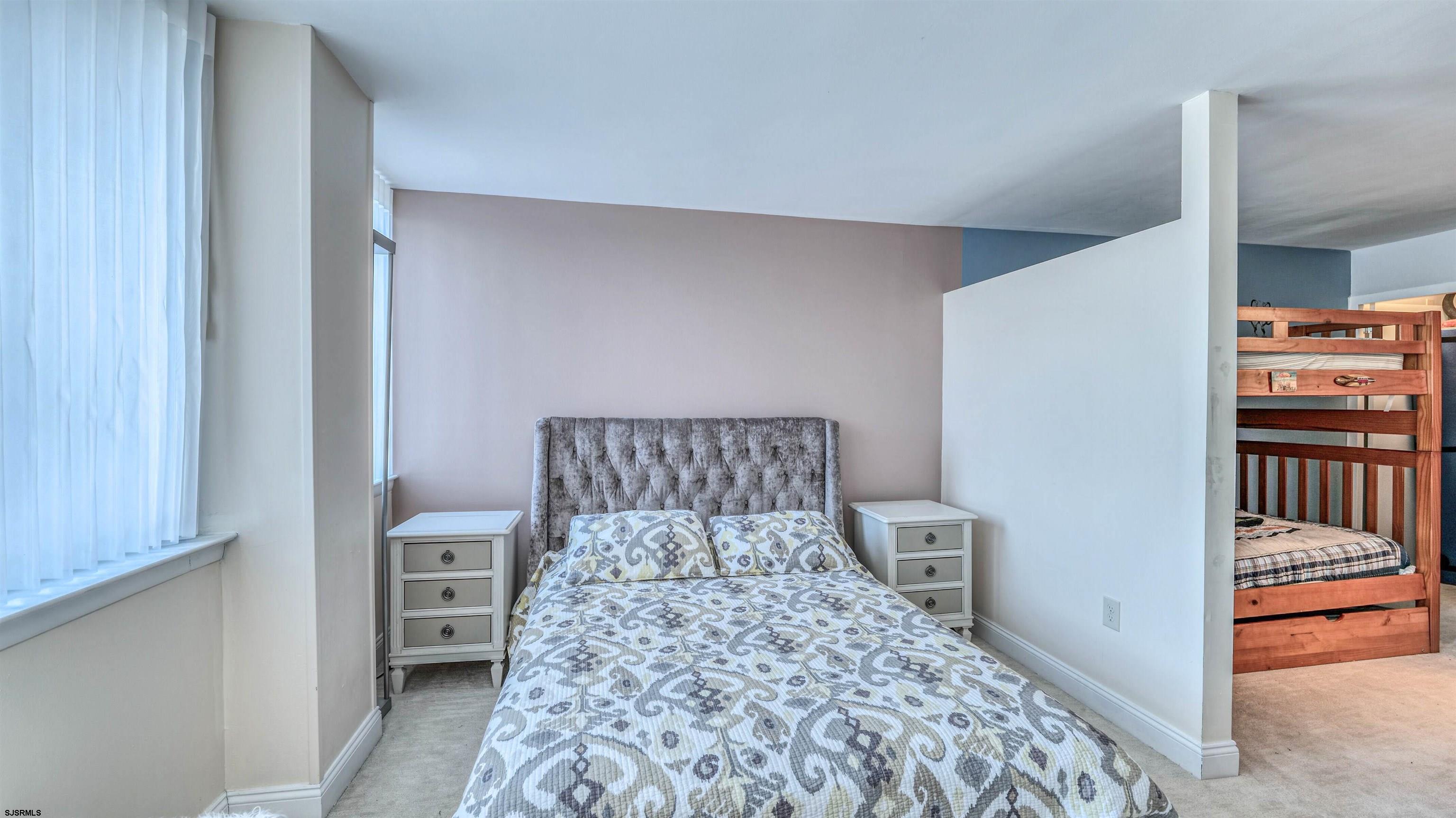 111 S 16th Ave Unit: 313