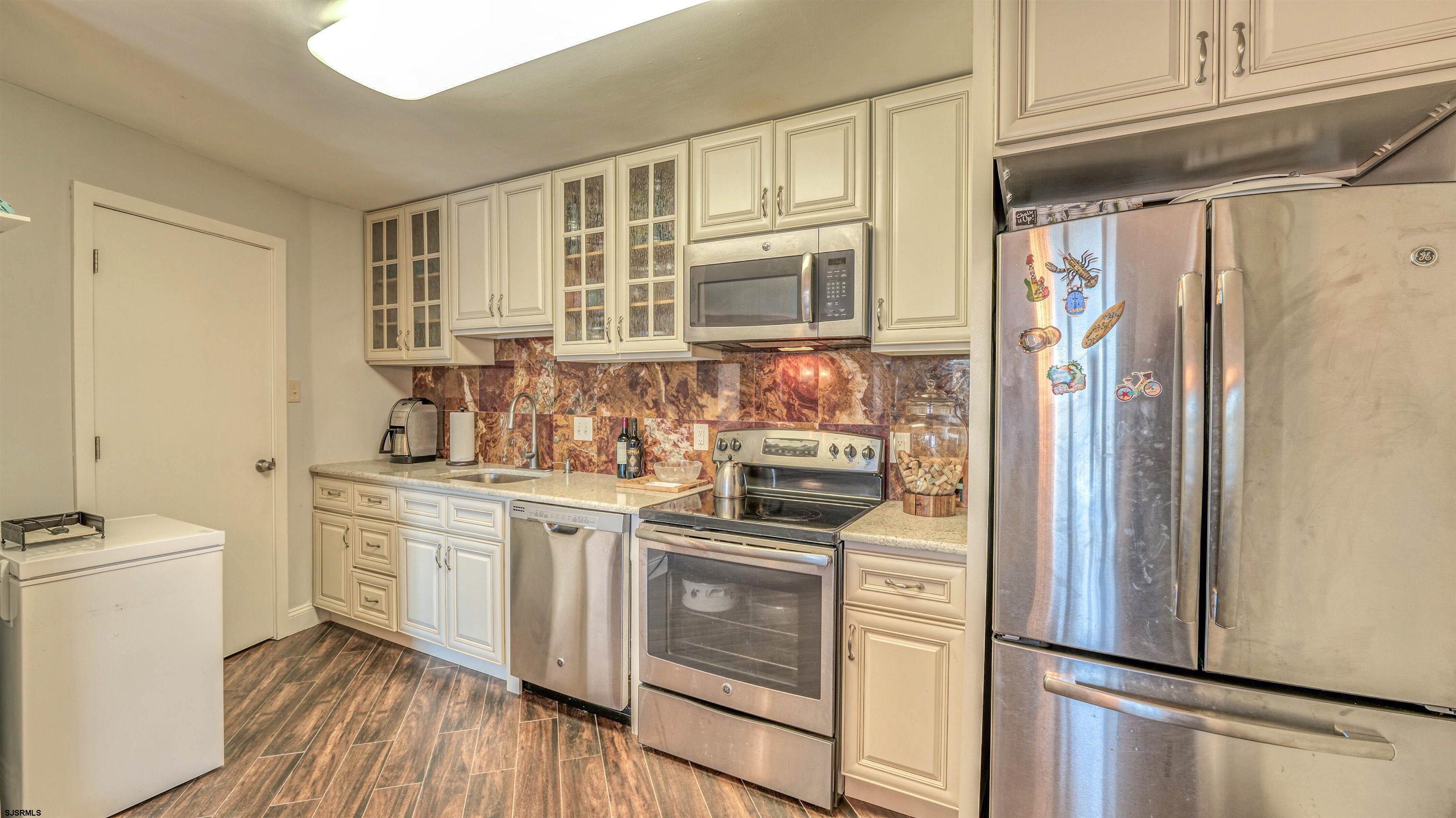 111 S 16th Ave Unit: 313