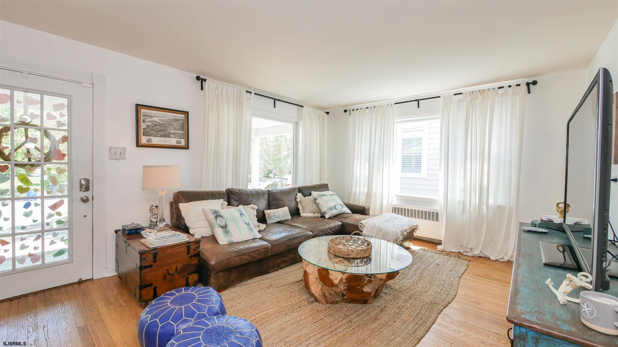 110 N Pembroke Ave