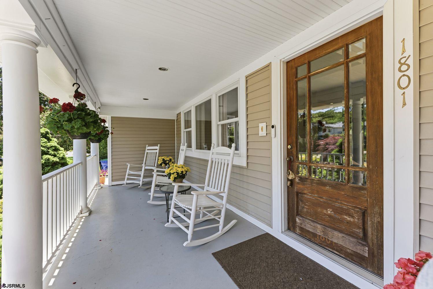 1801 West Ave