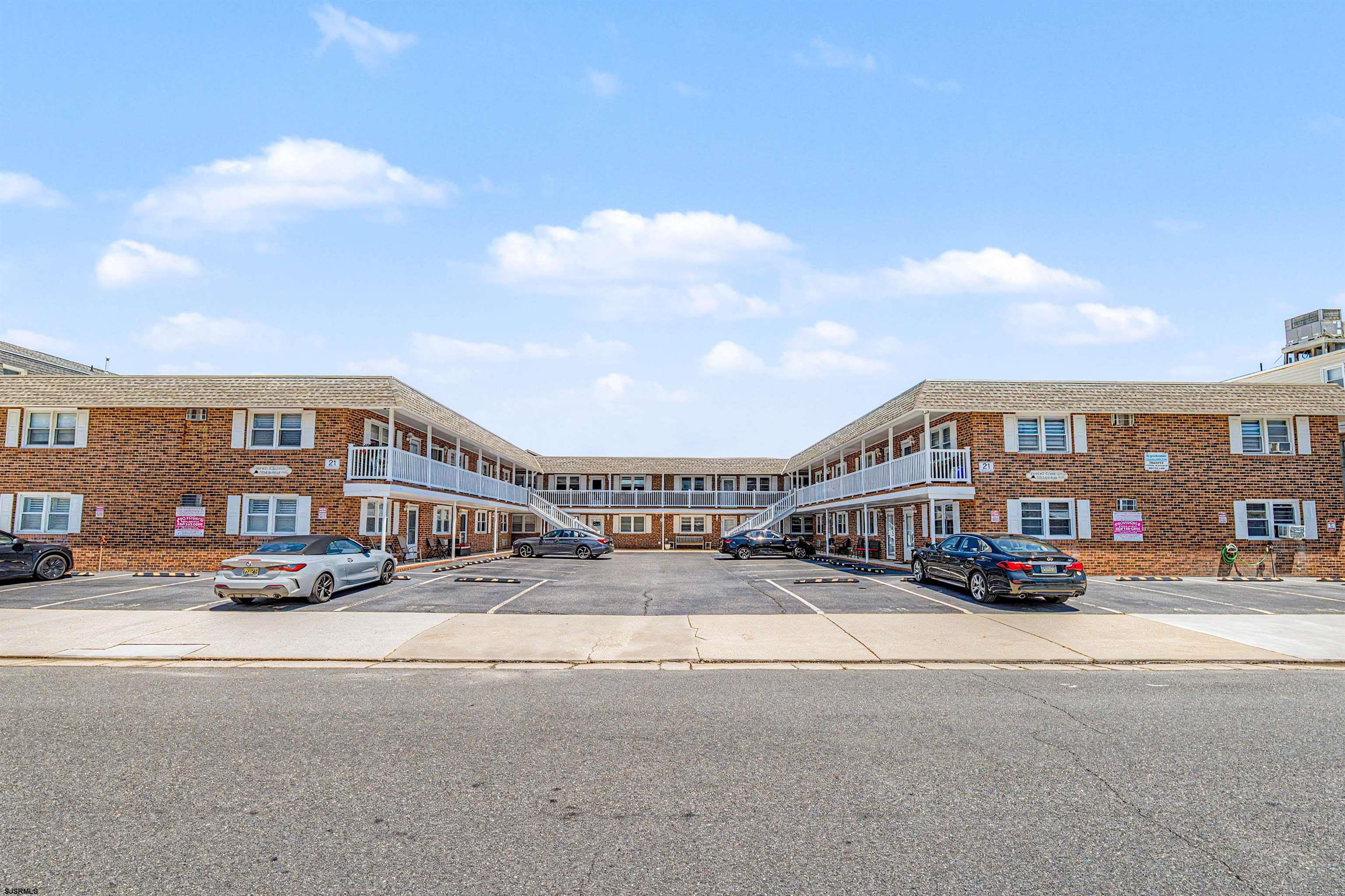 21 S Monroe Ave