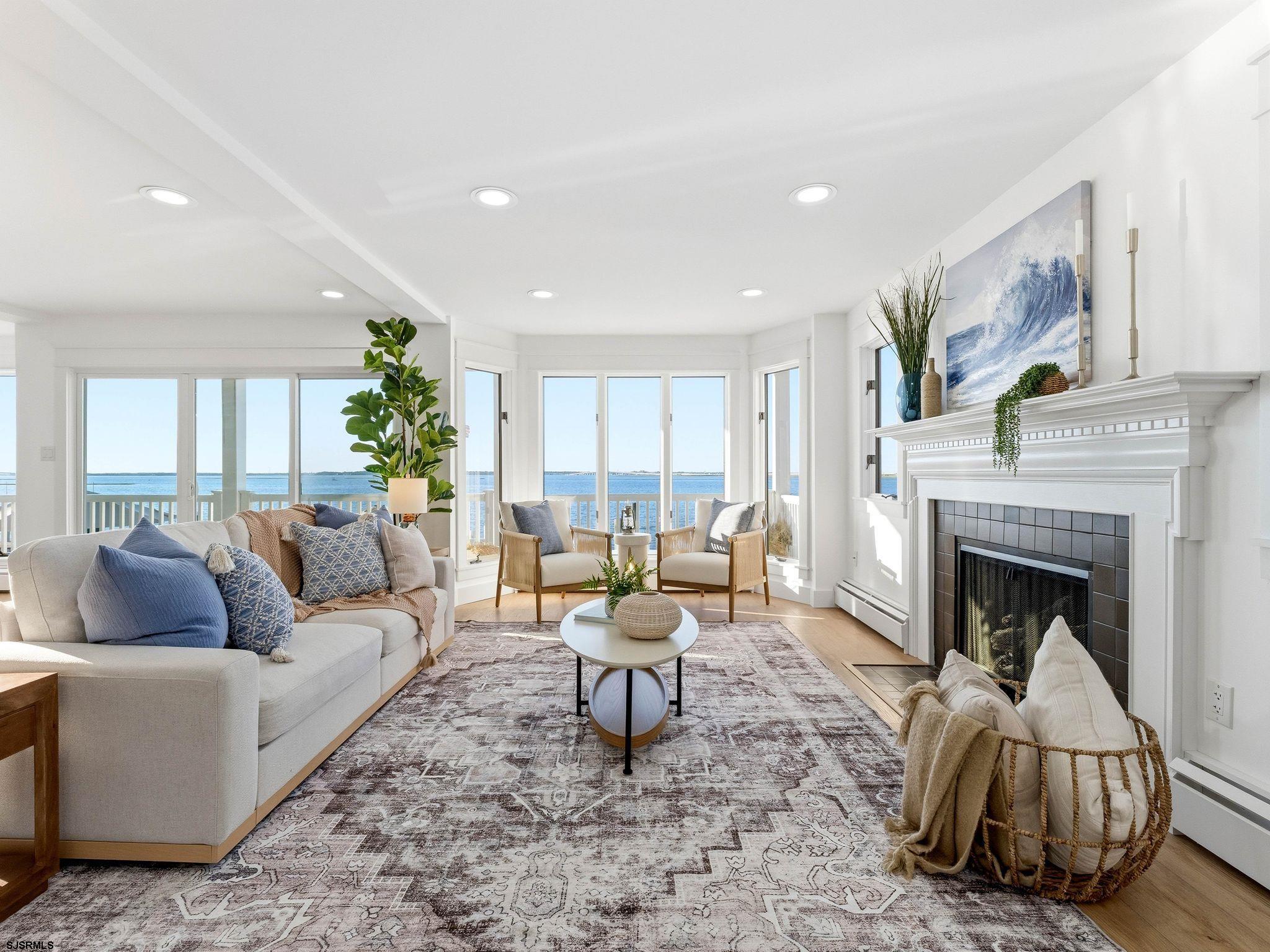 195 W 17th Street Unit: 1