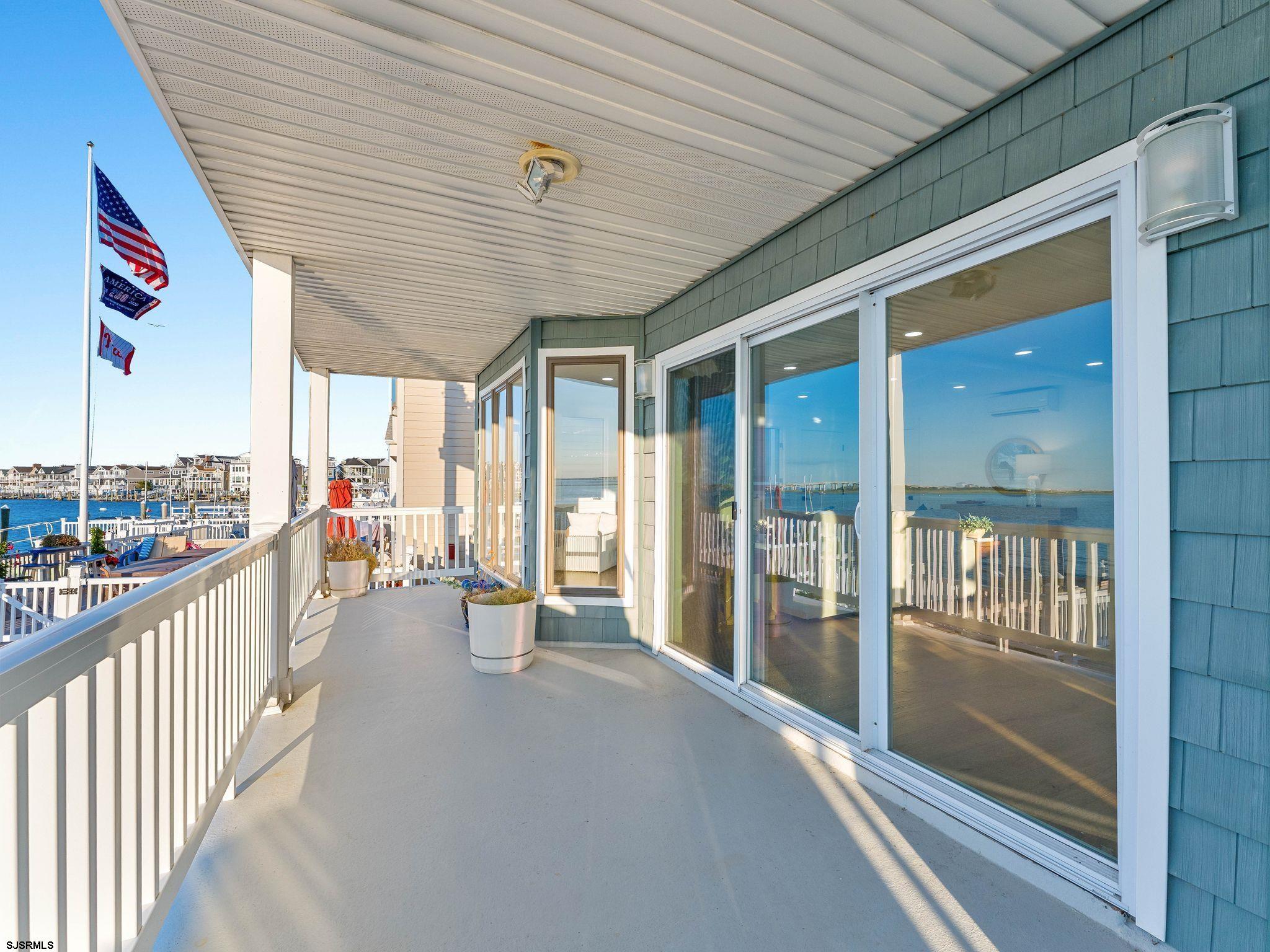 195 W 17th Street Unit: 1