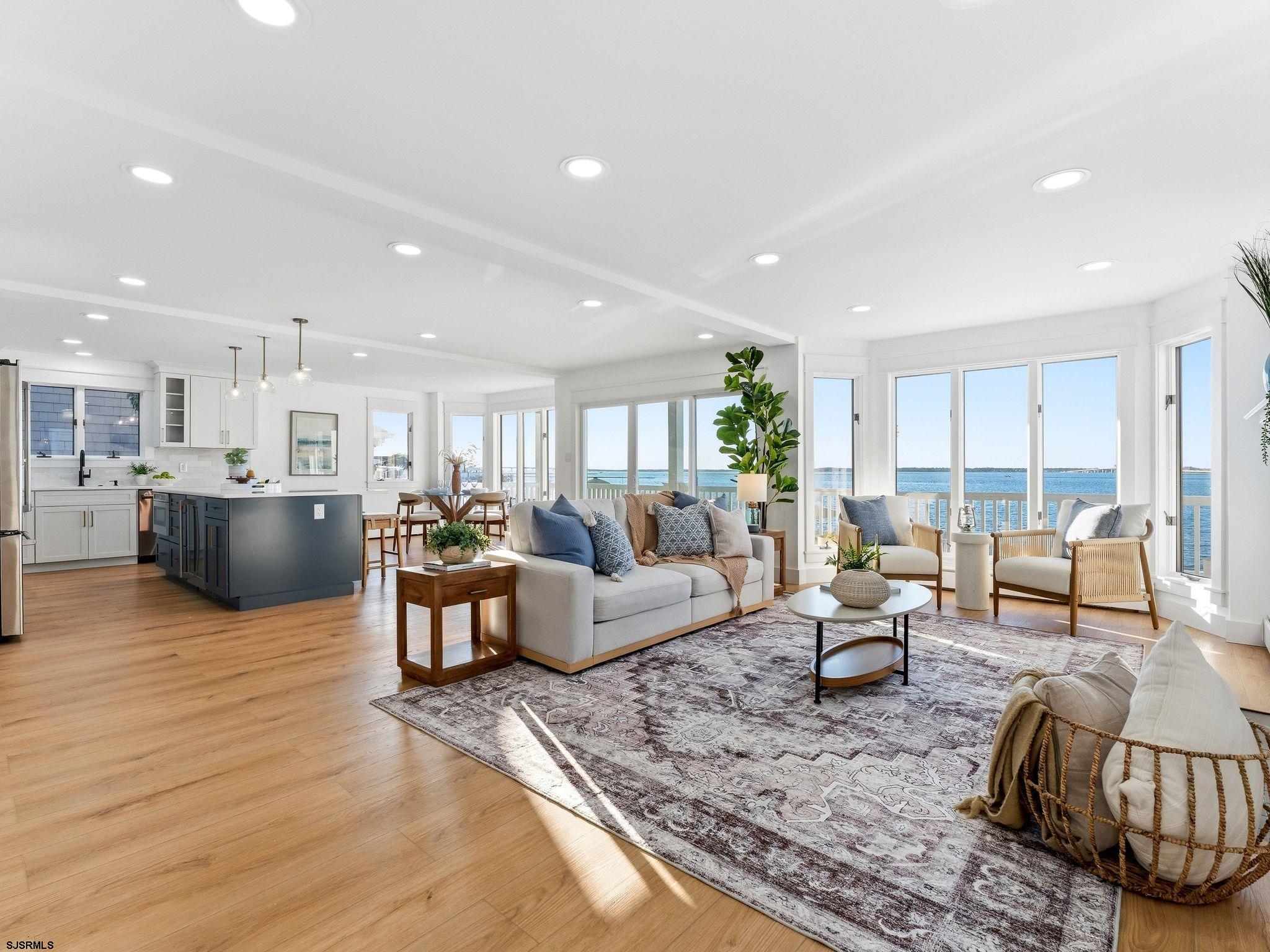 195 W 17th Street Unit: 1