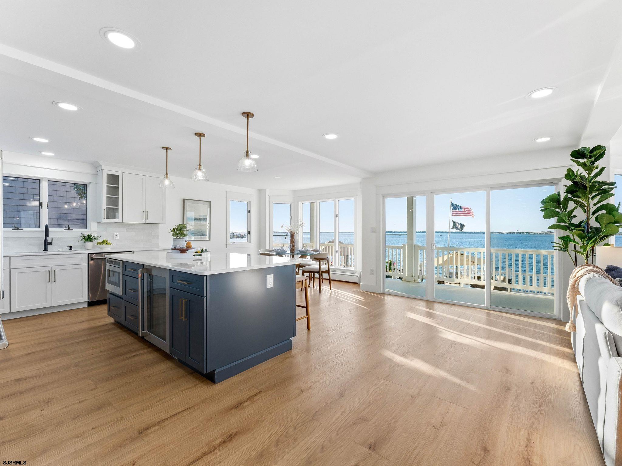 195 W 17th Street Unit: 1