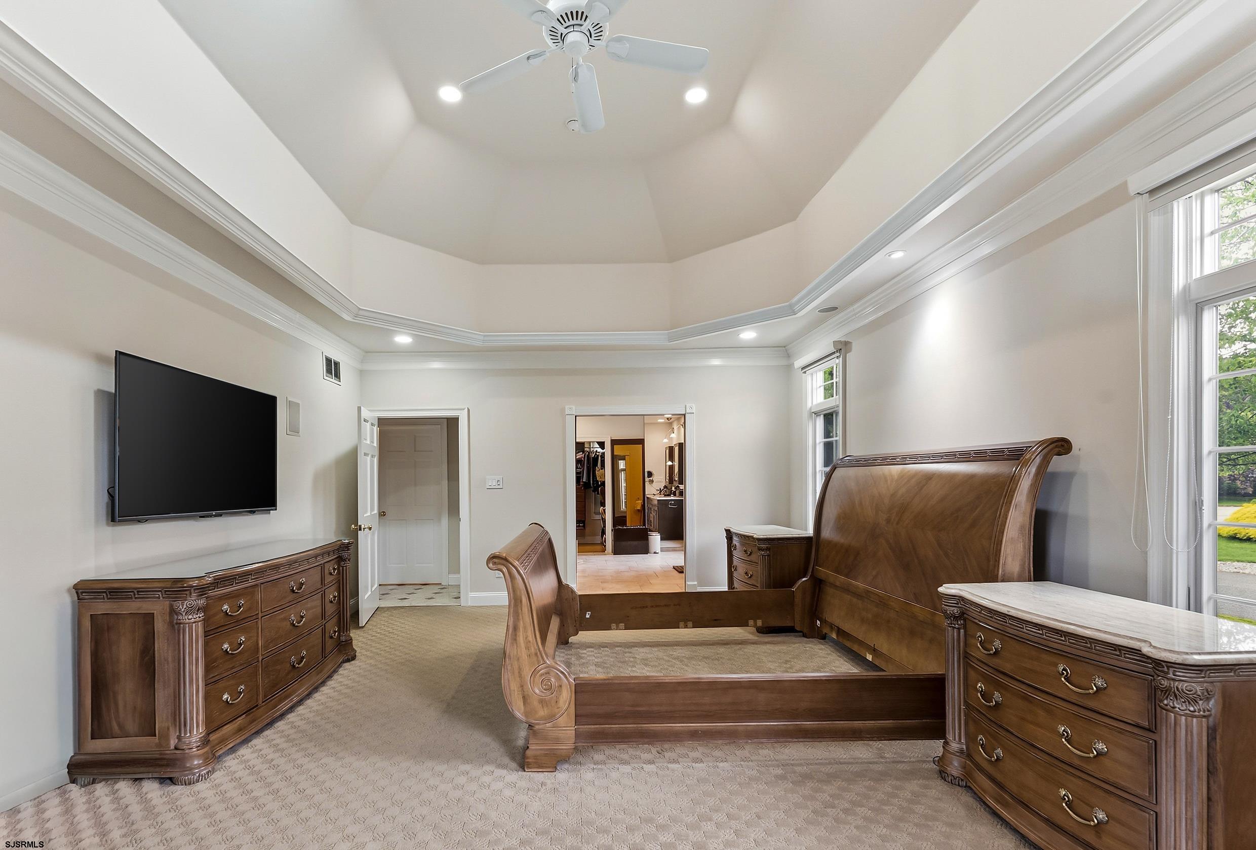 1 Rose Ln