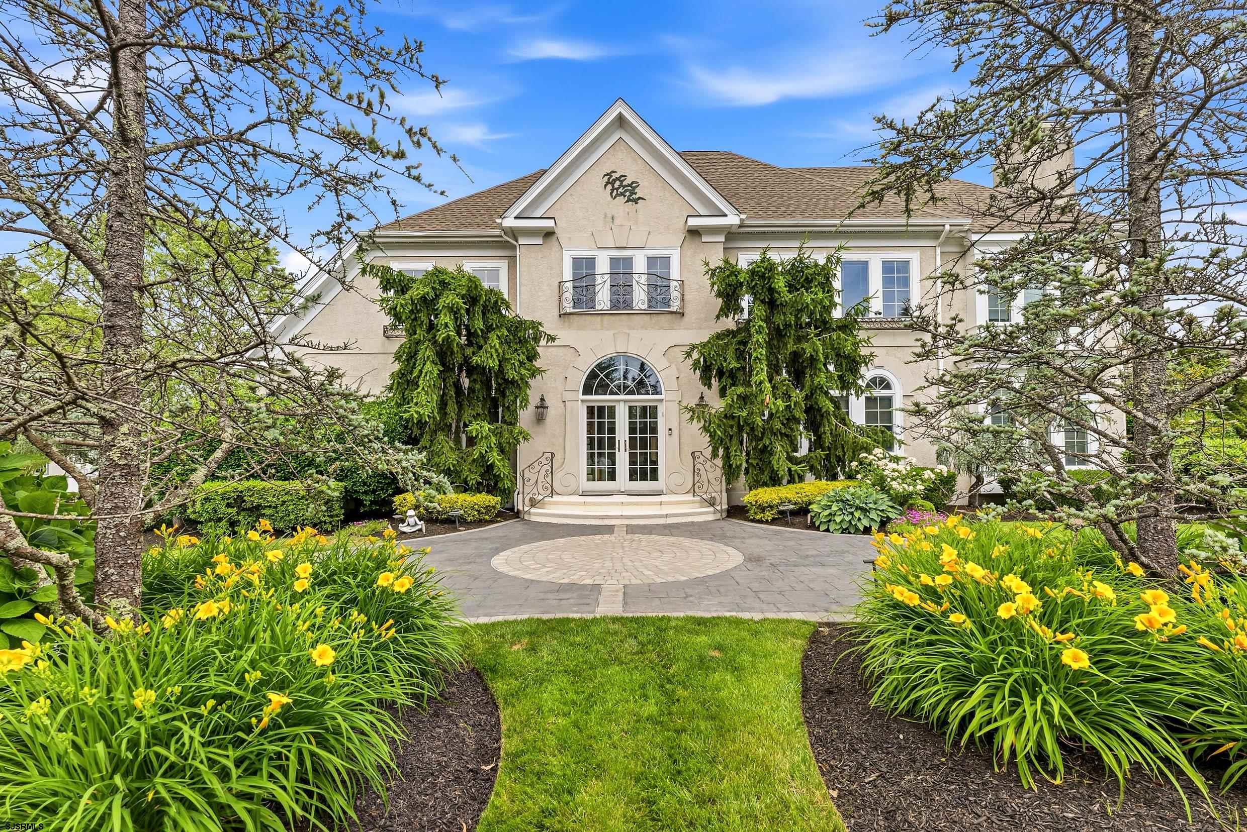 1 Rose Ln