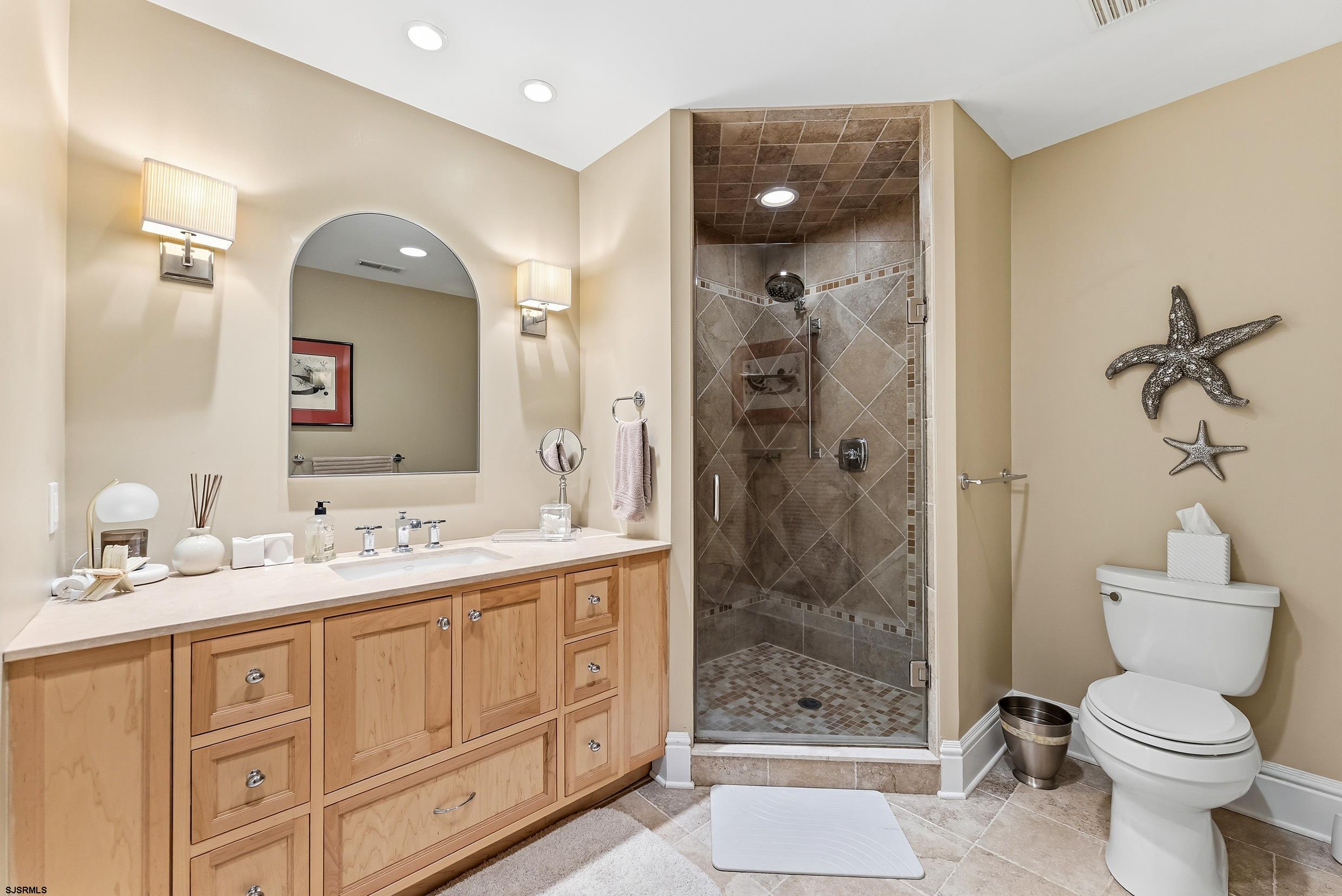 4 N Monroe Ave Unit: A