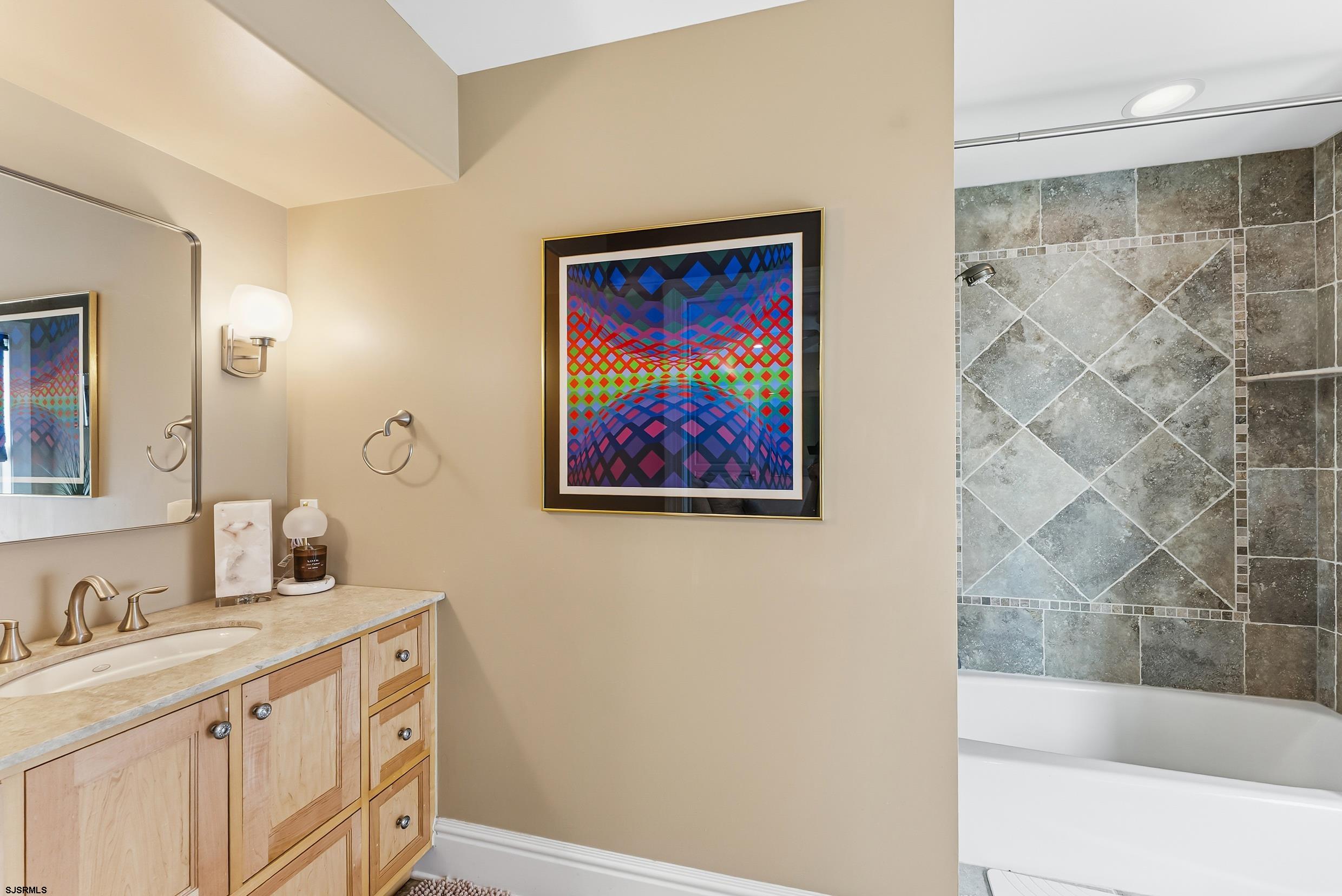4 N Monroe Ave Unit: A
