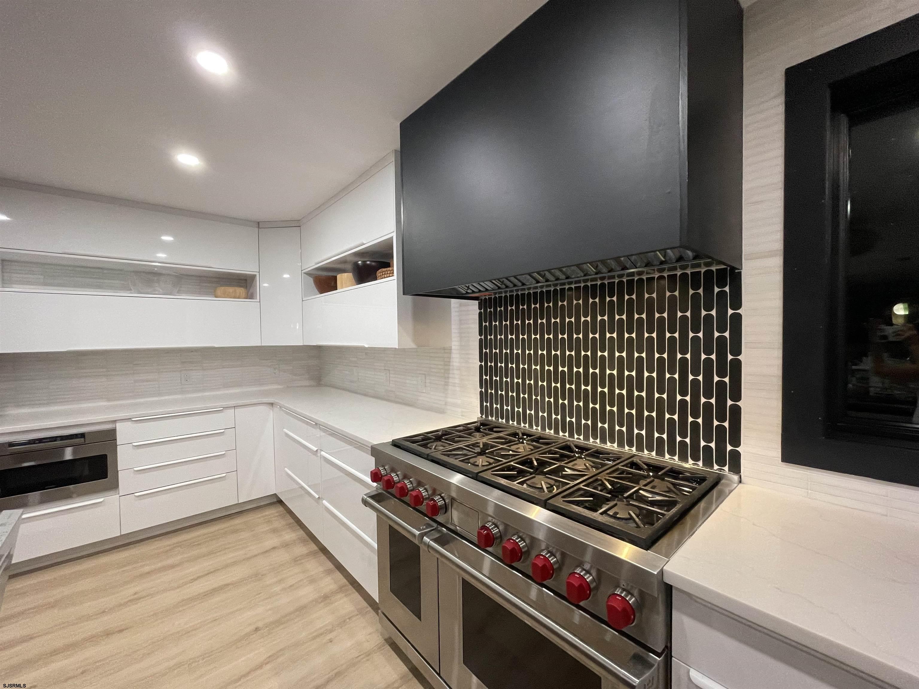 4 Brunswick Ct