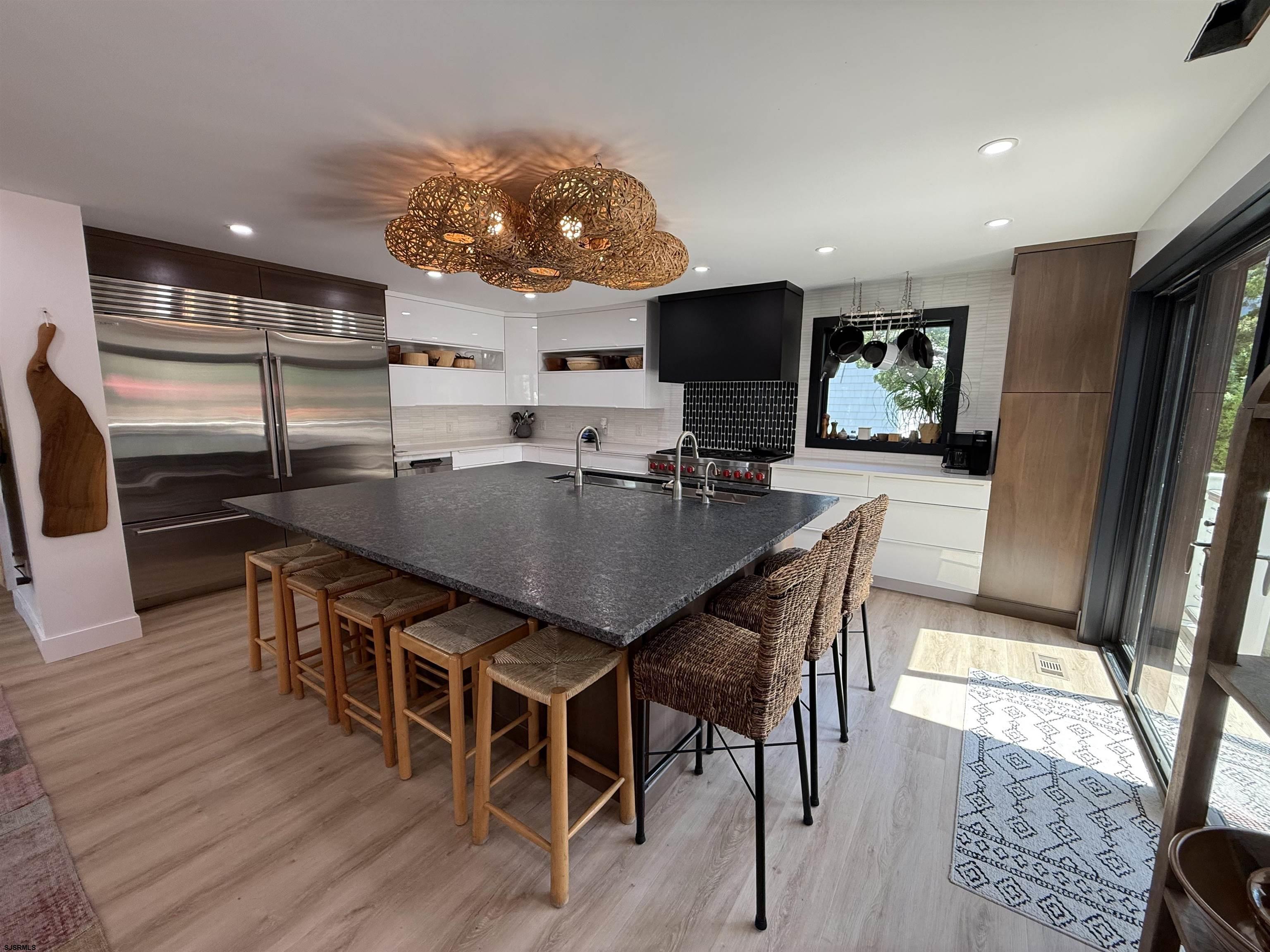 4 Brunswick Ct