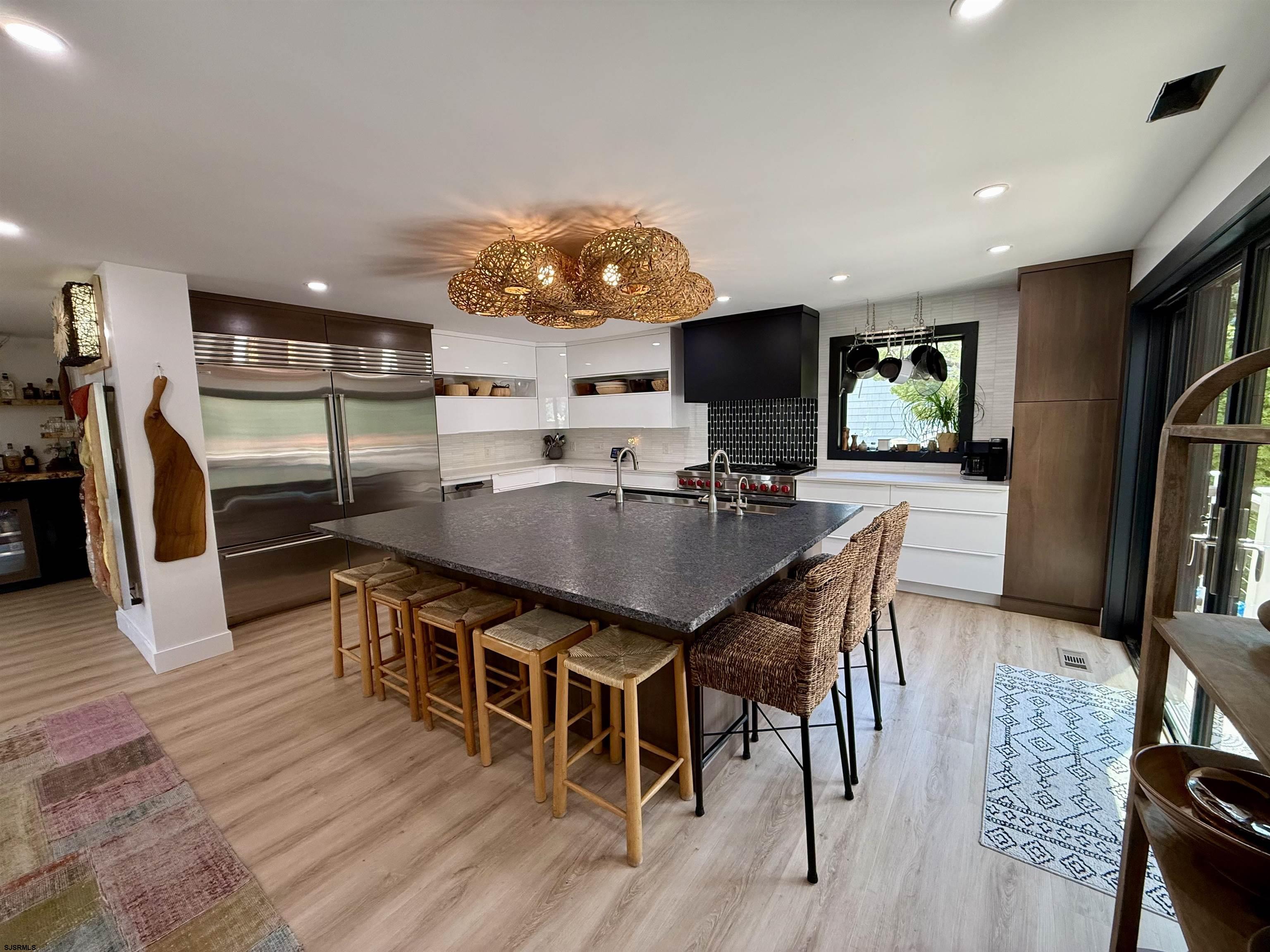 4 Brunswick Ct