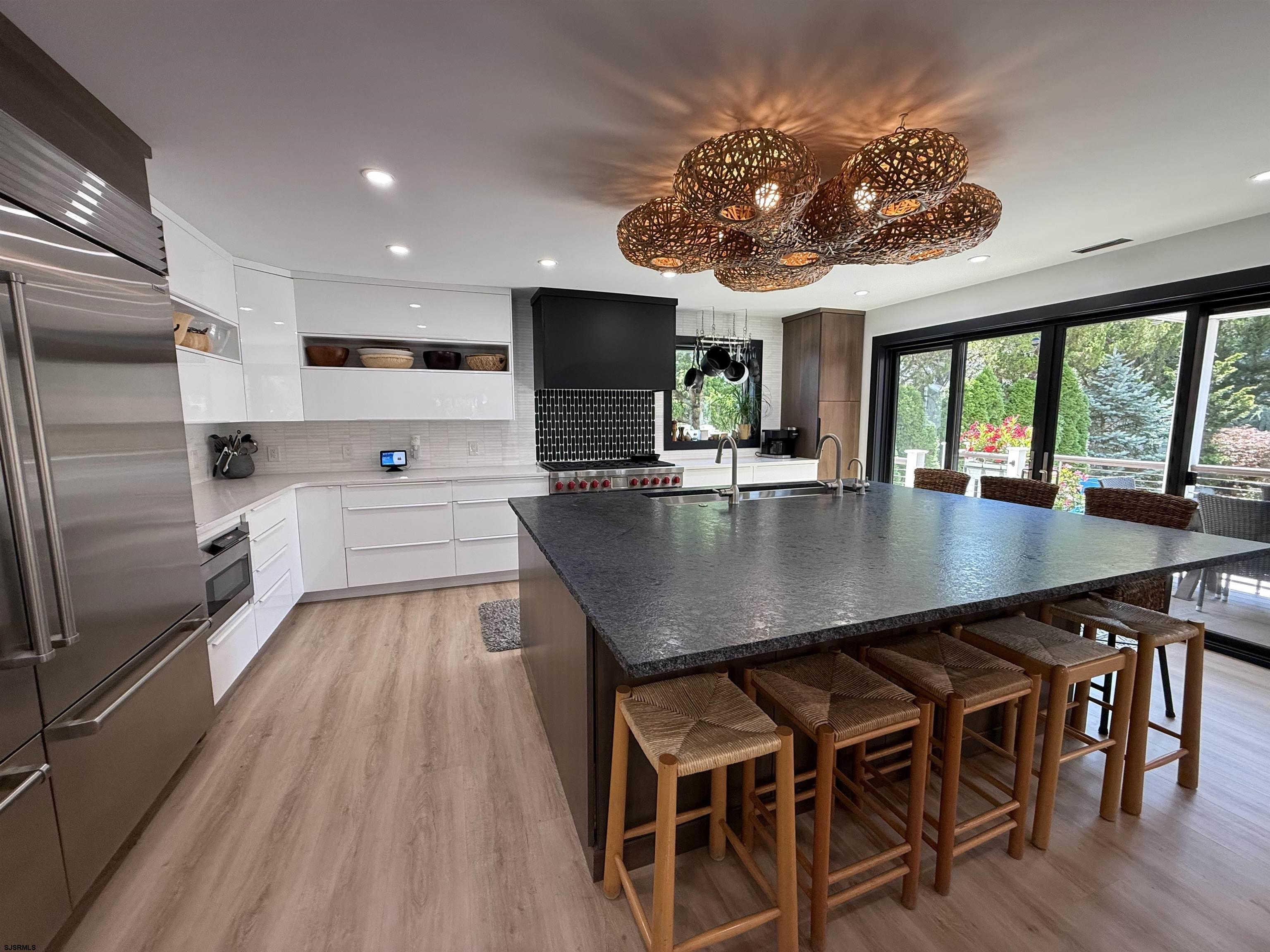 4 Brunswick Ct