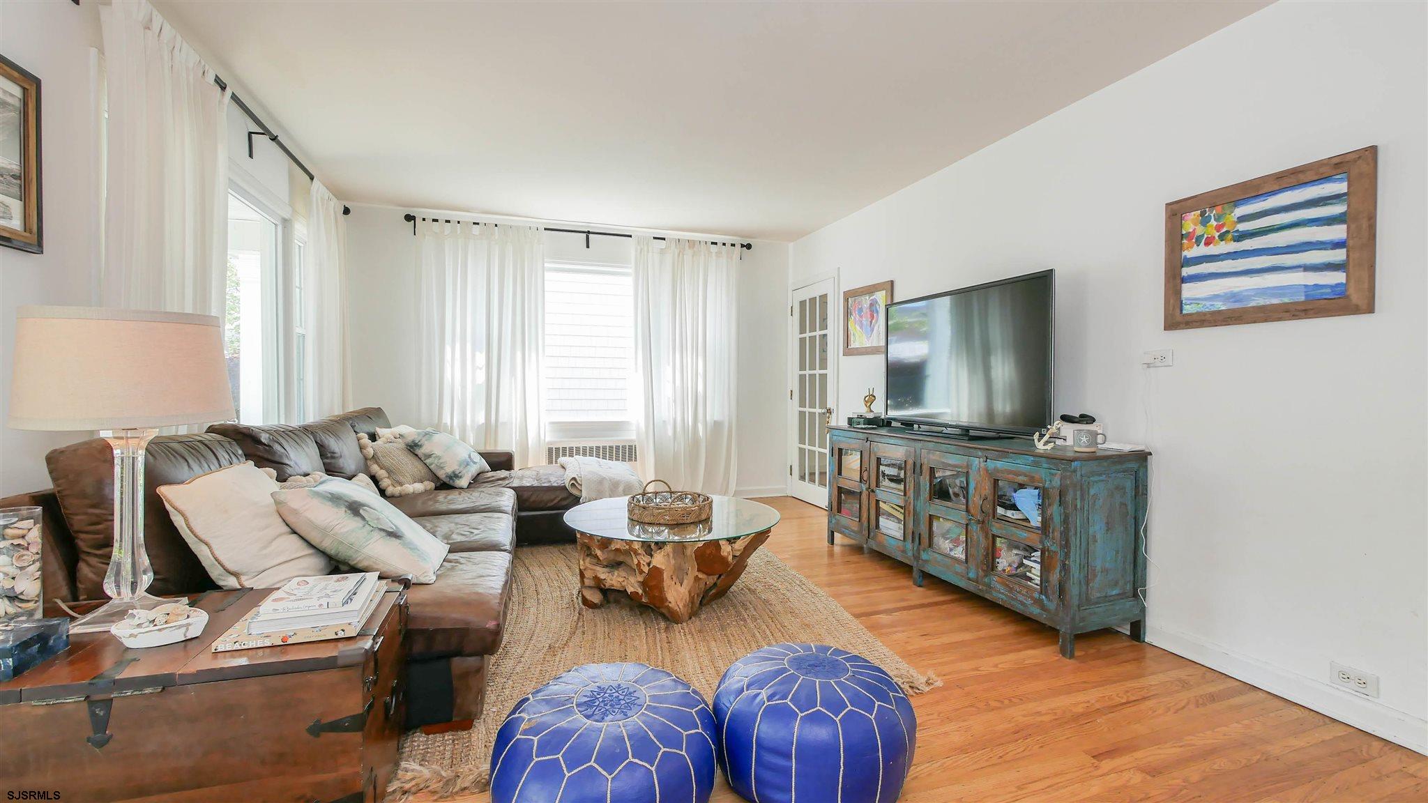110 N Pembroke Ave