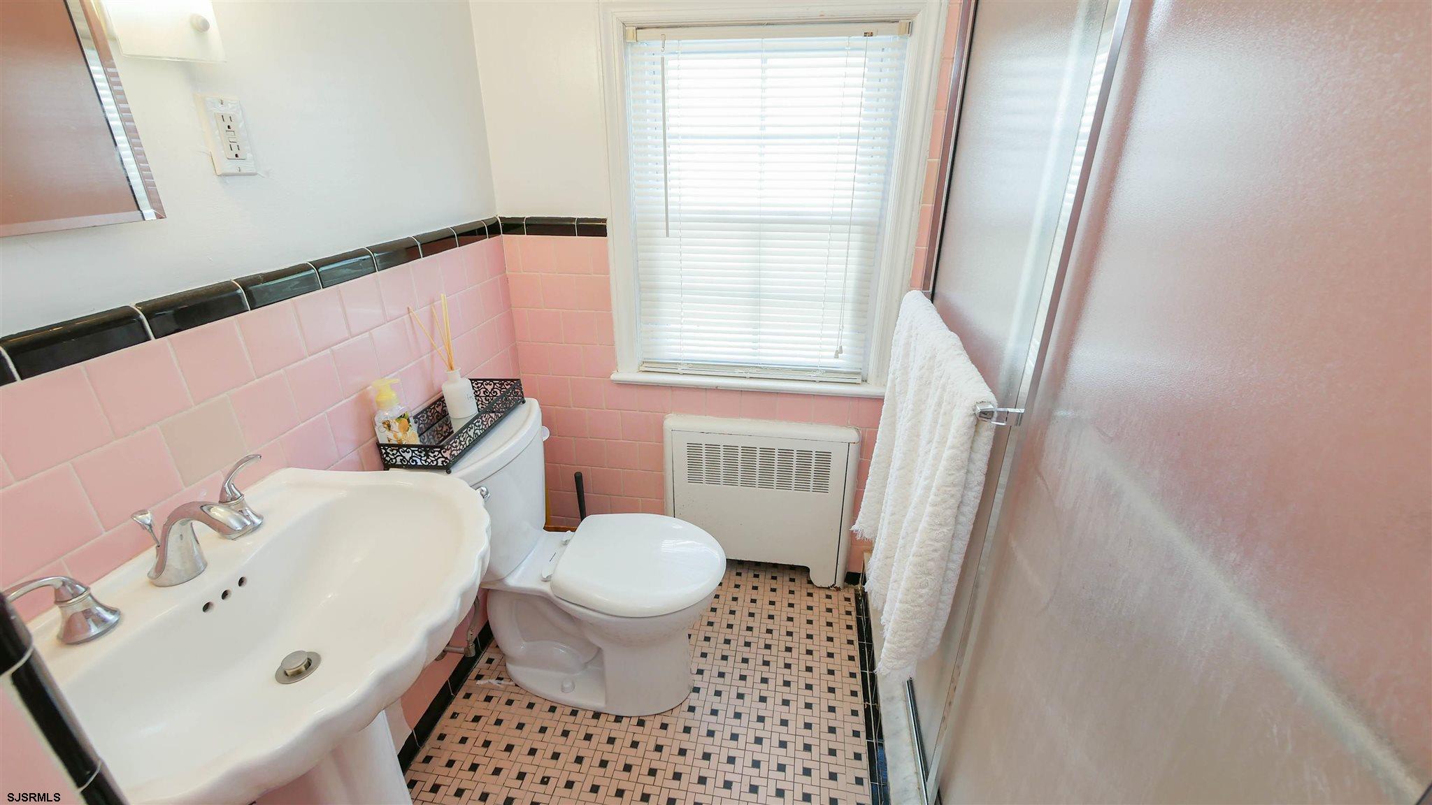 110 N Pembroke Ave