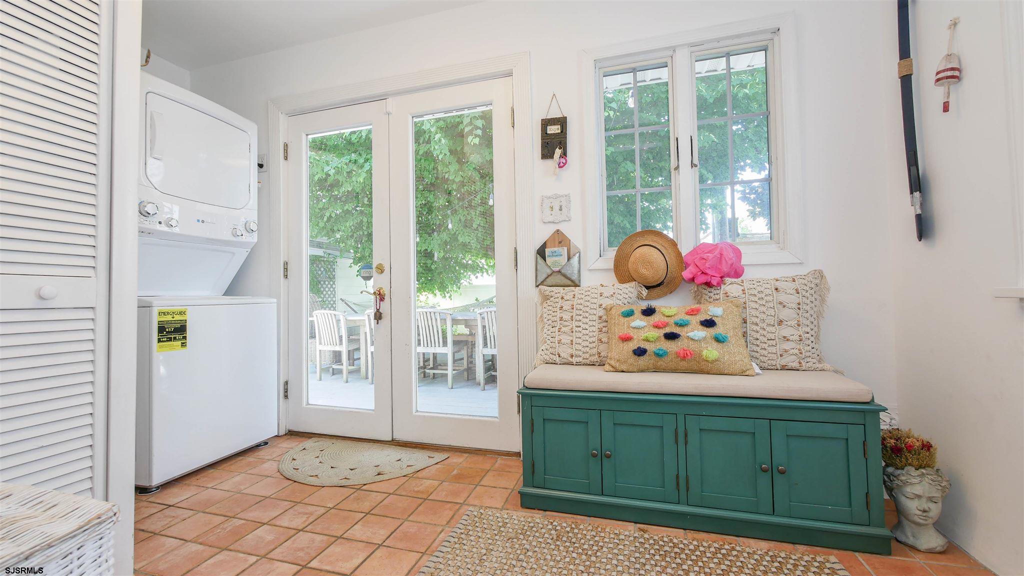 110 N Pembroke Ave