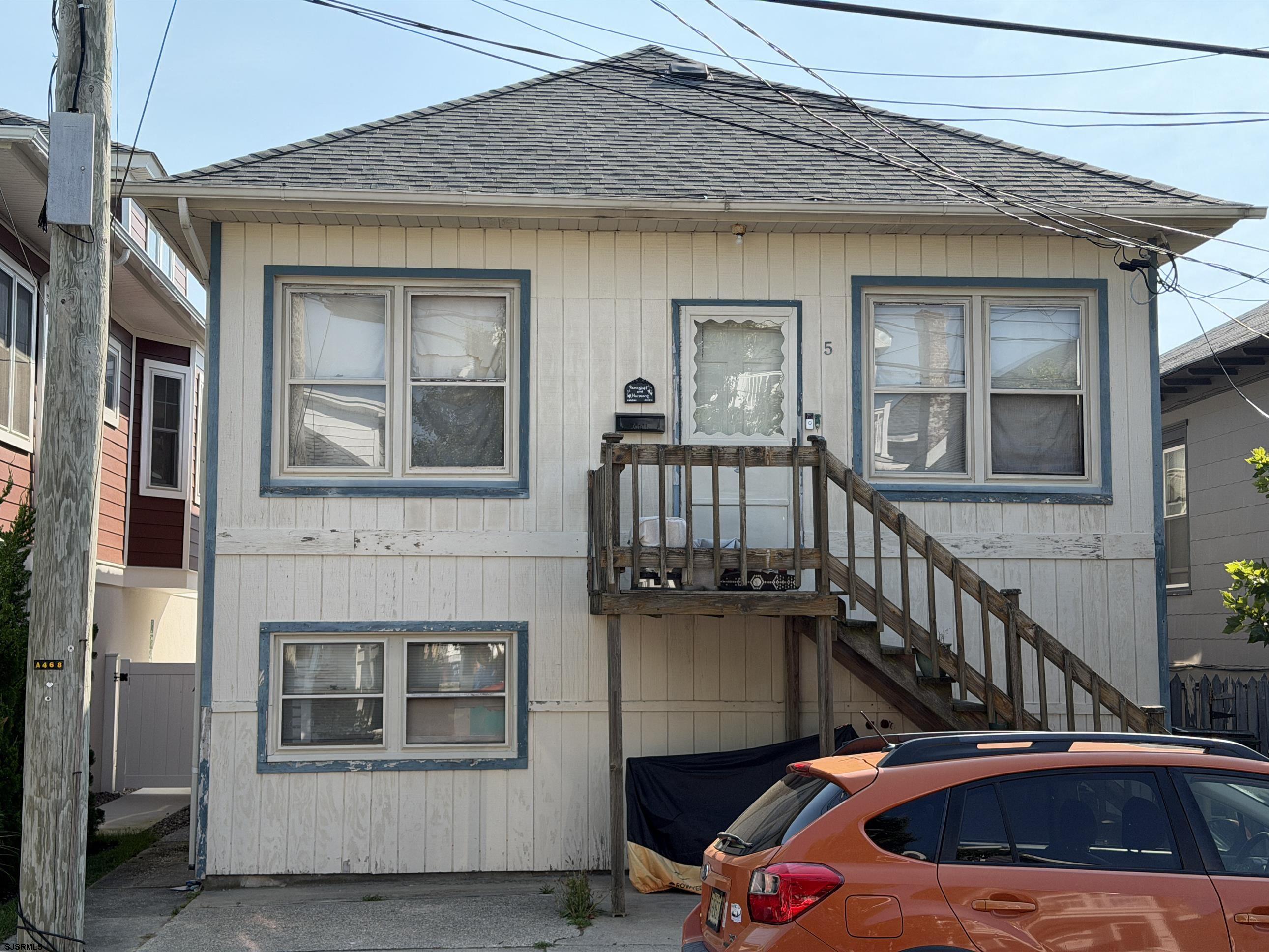 5 N Hillside Ave