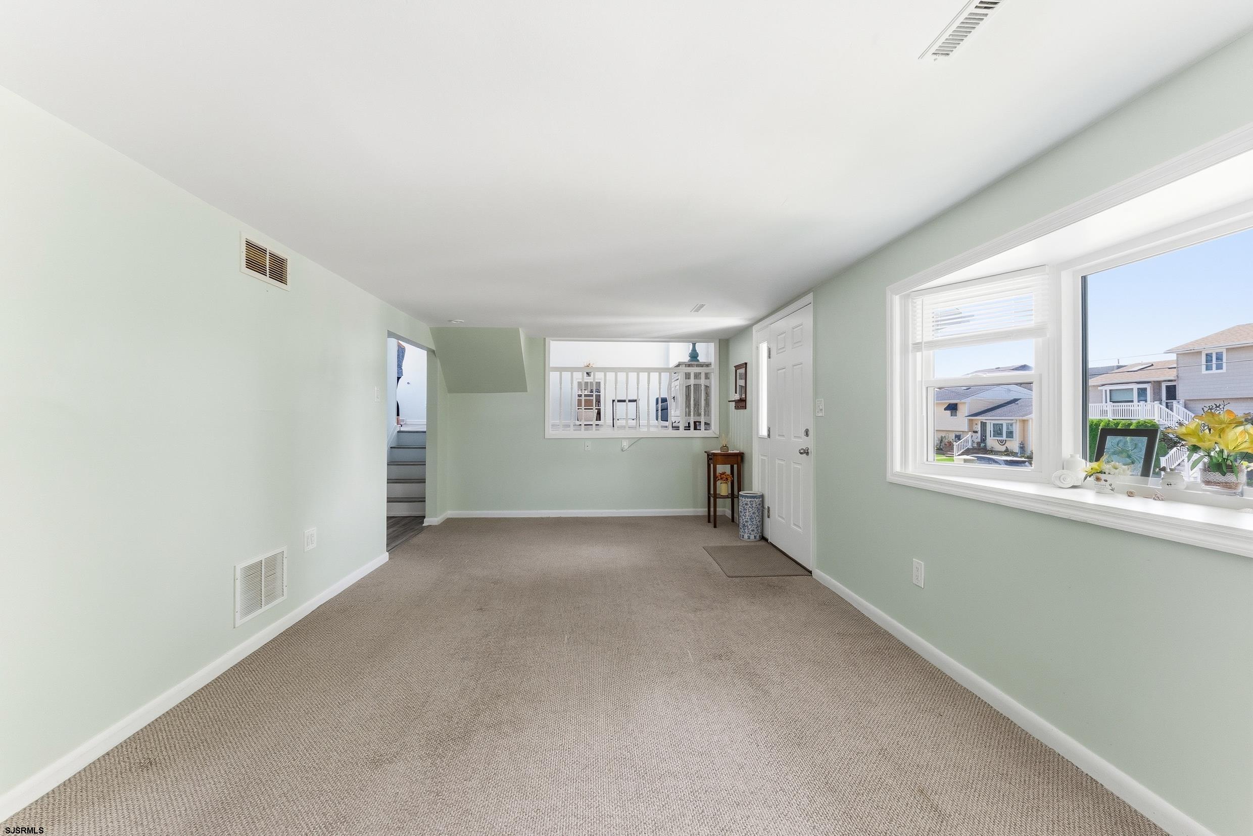 611 Cambridge Ave
