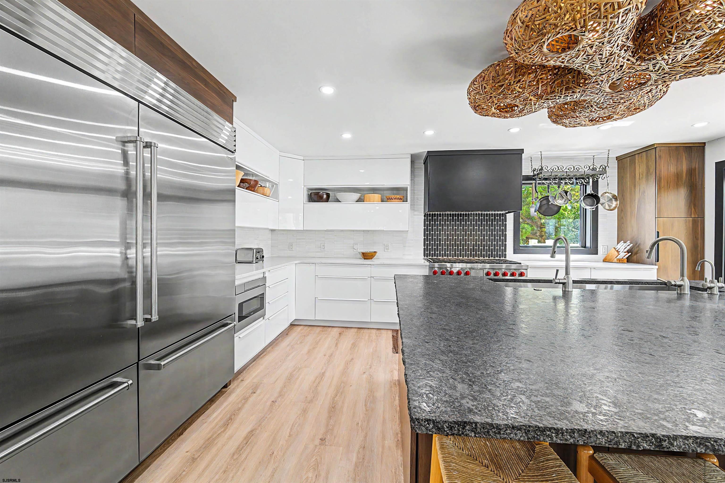 4 Brunswick Ct