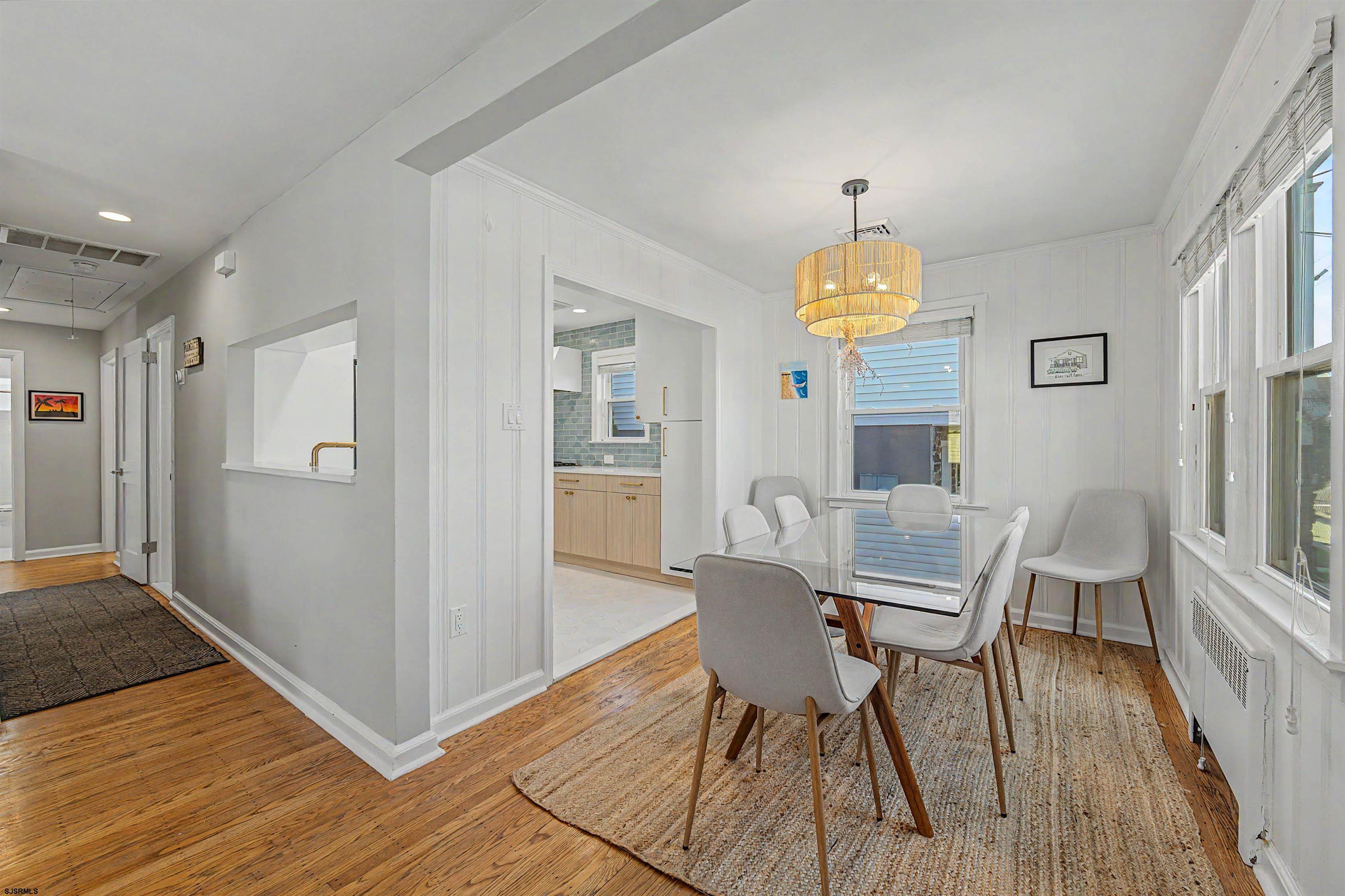 205 N Delavan Ave