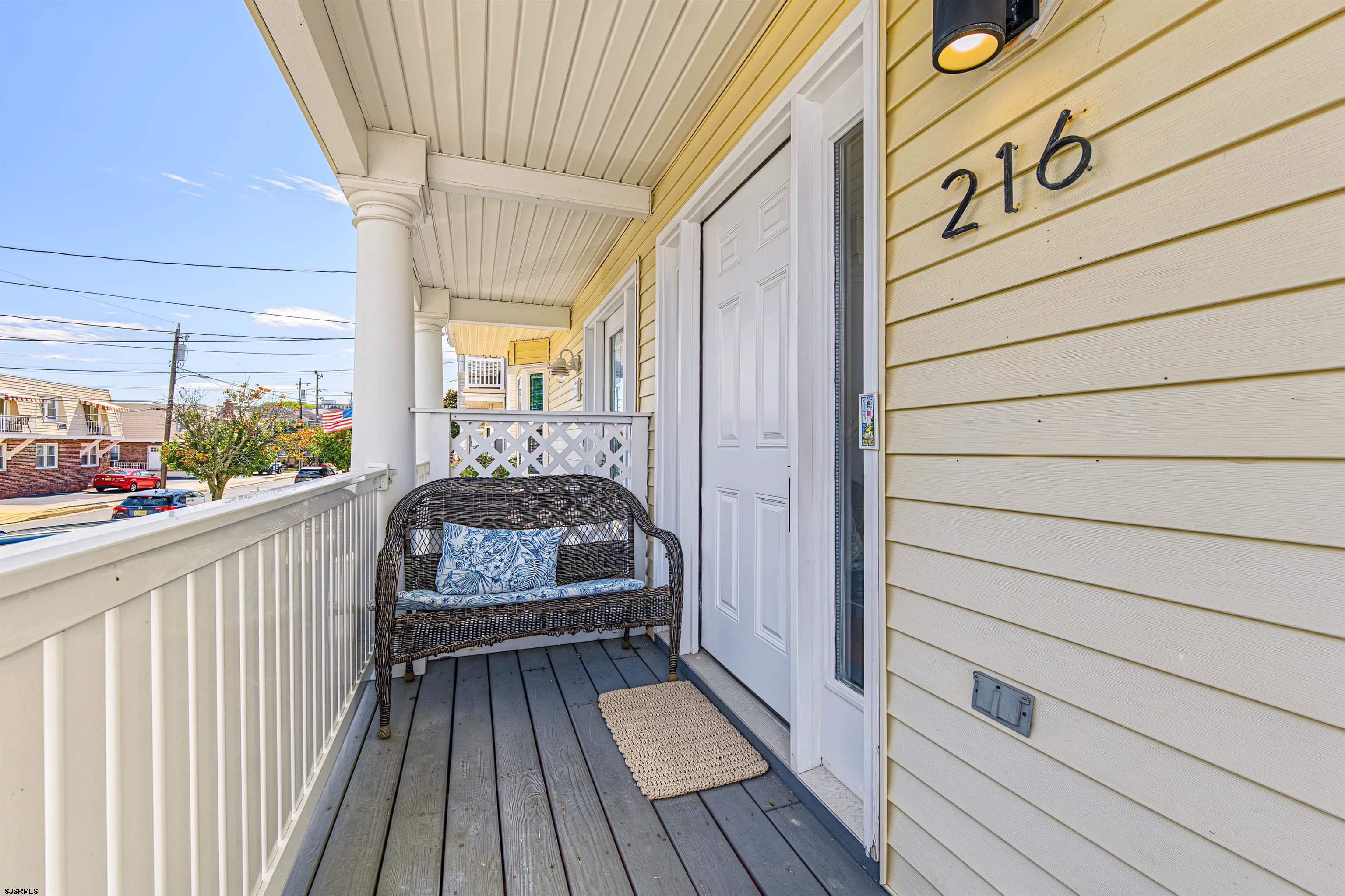 216 N Coolidge Ave