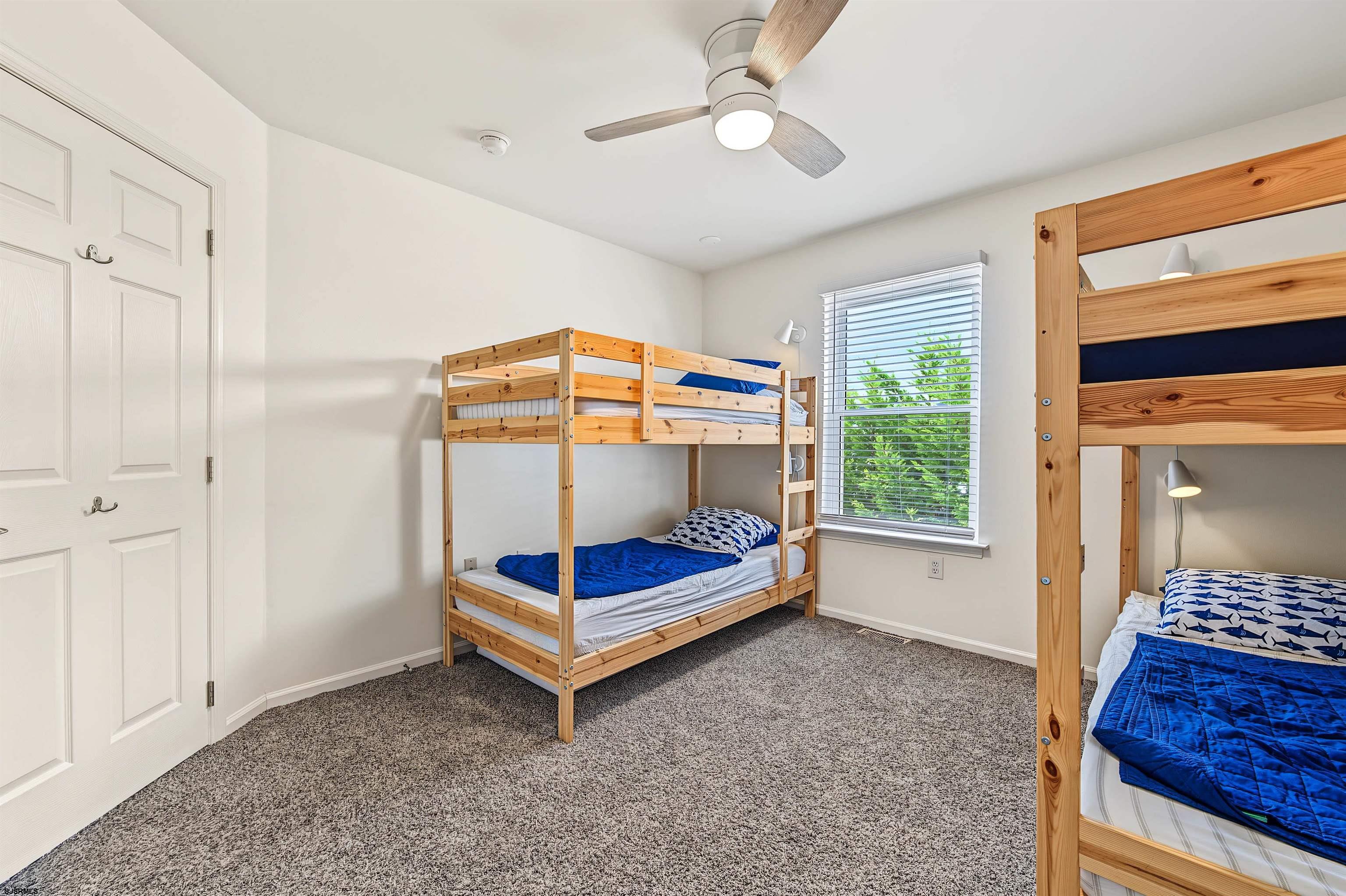 216 N Coolidge Ave