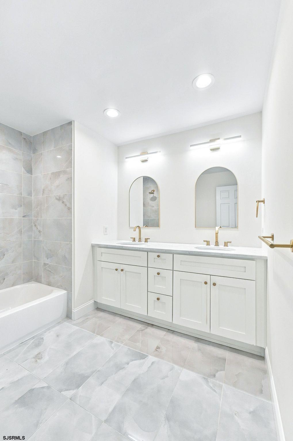 34 Pebble Beach