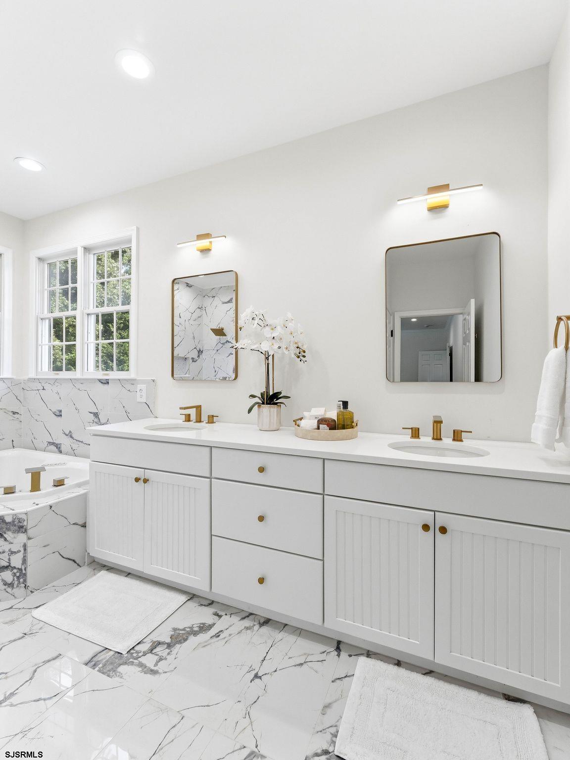 34 Pebble Beach