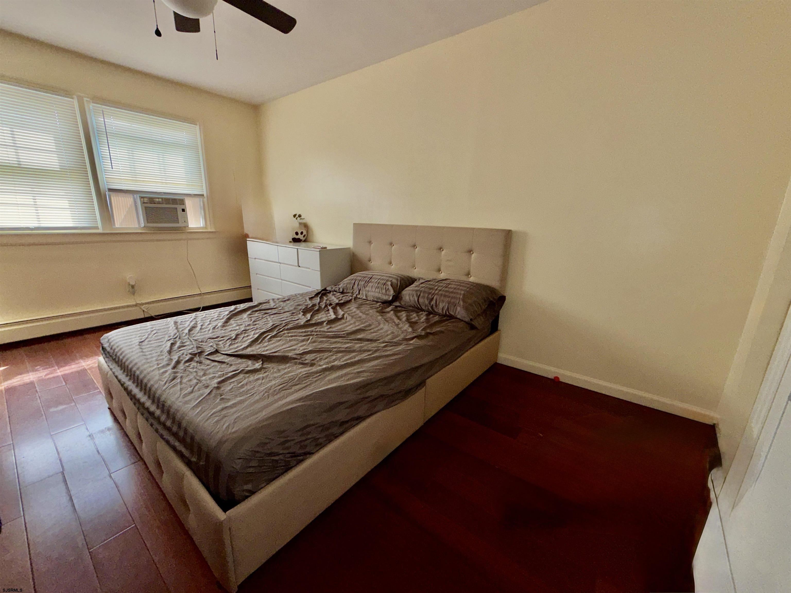 709 N Oxford Ave Unit: K4
