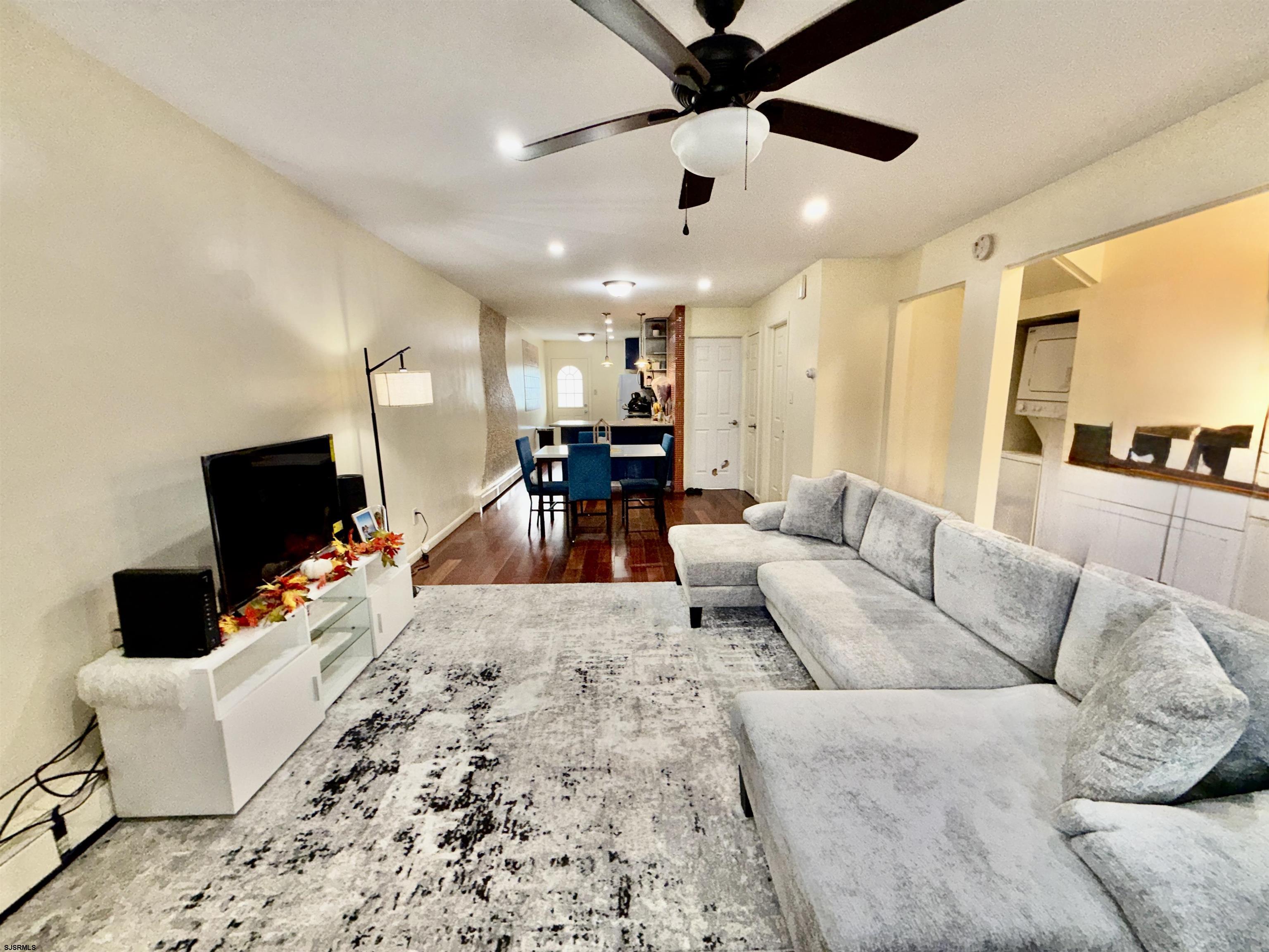 709 N Oxford Ave Unit: K4