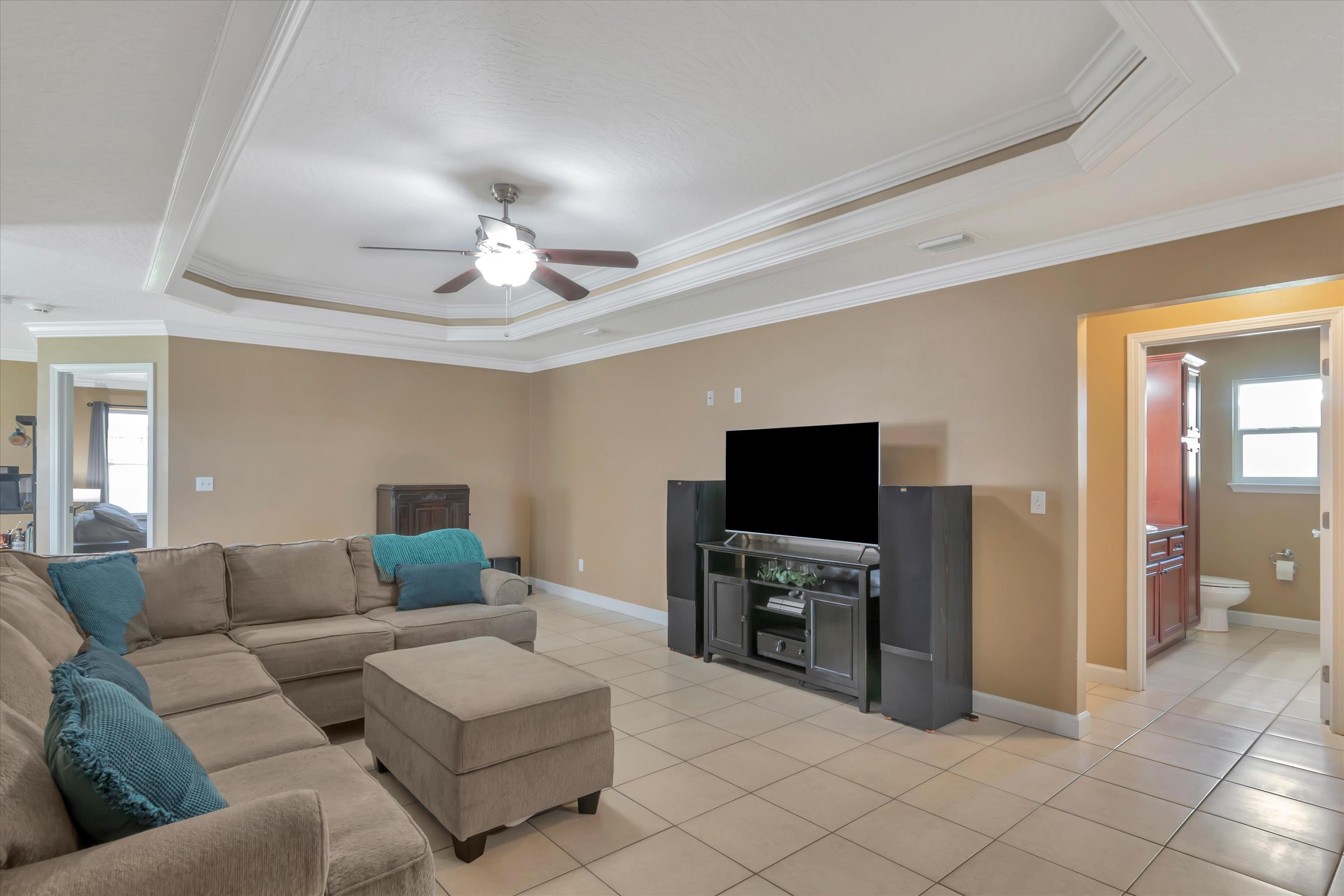 118 Katherine Street