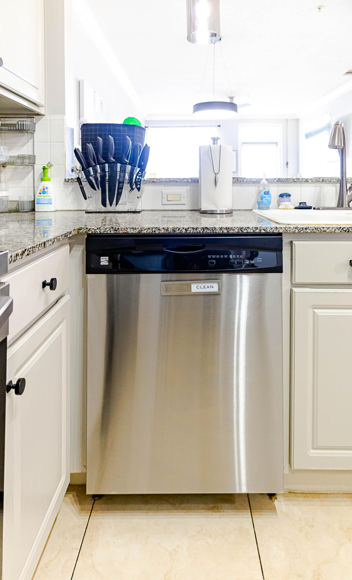 159 SE Brooks Street, UNIT 202