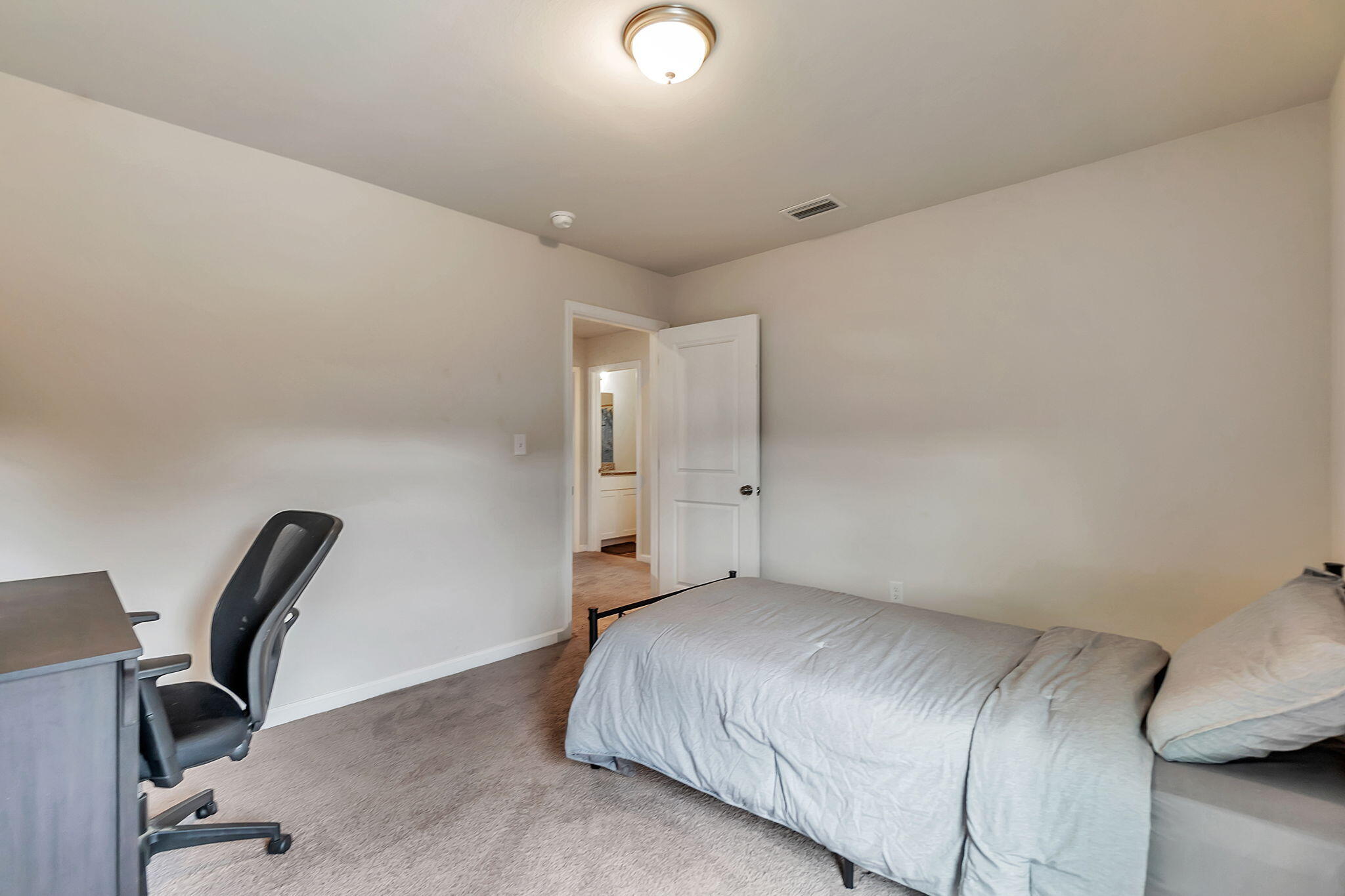 213 E Lockwood Way, DeFuniak Springs