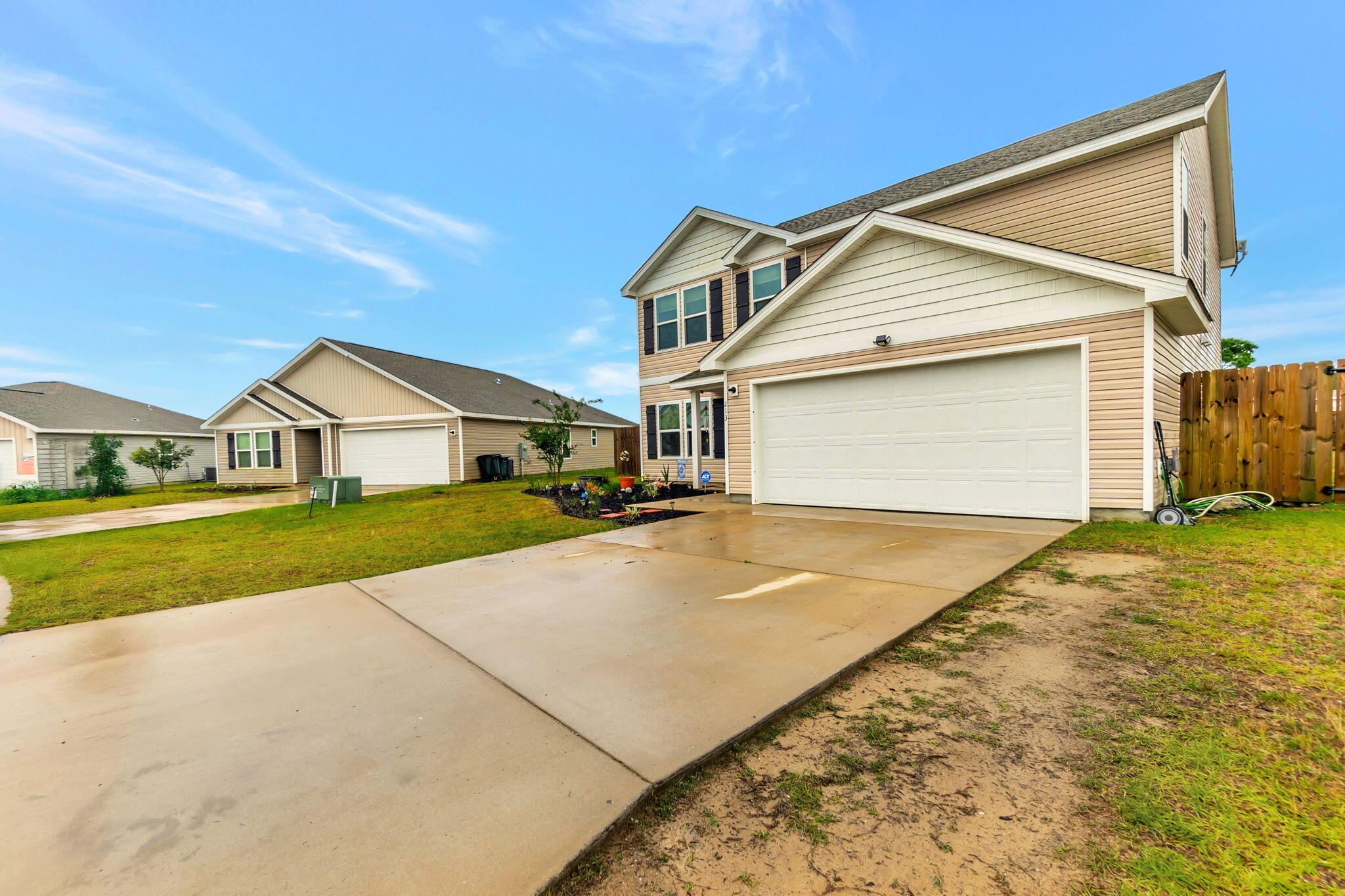 213 E Lockwood Way, DeFuniak Springs