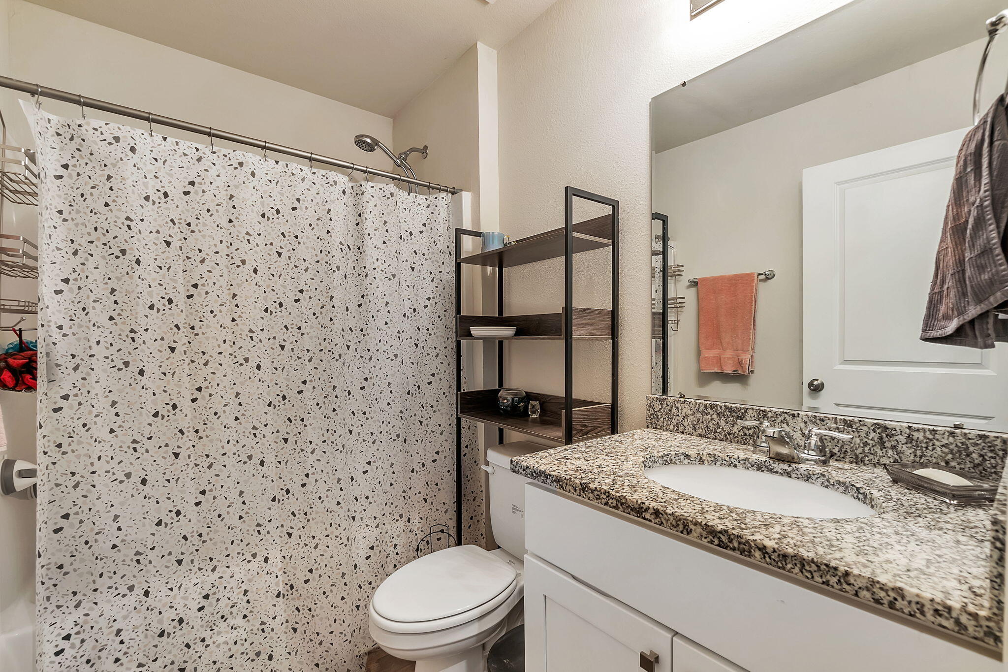 213 E Lockwood Way, DeFuniak Springs