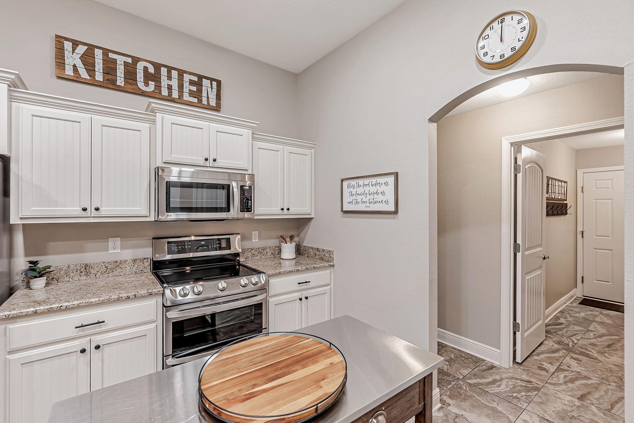 6562 Longview Street