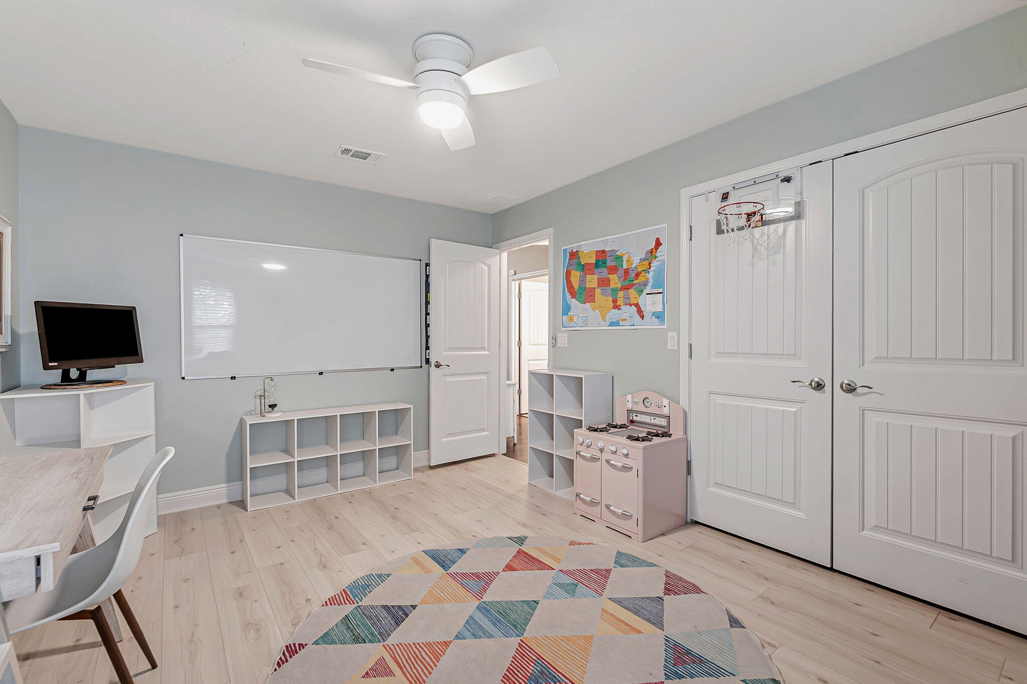 6562 Longview Street