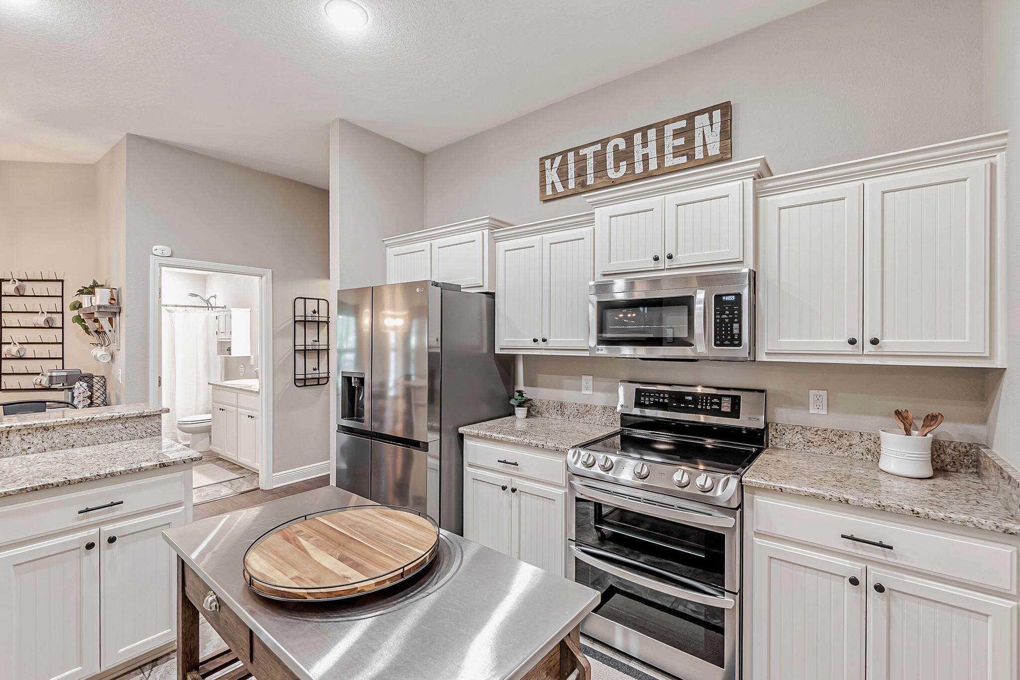 6562 Longview Street