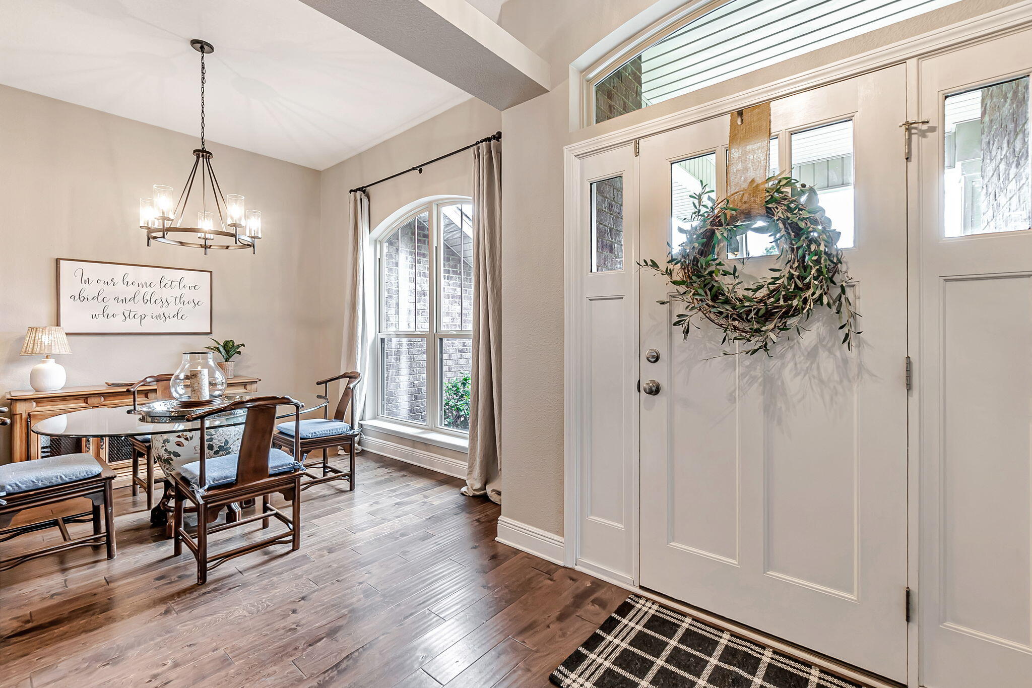 6562 Longview Street