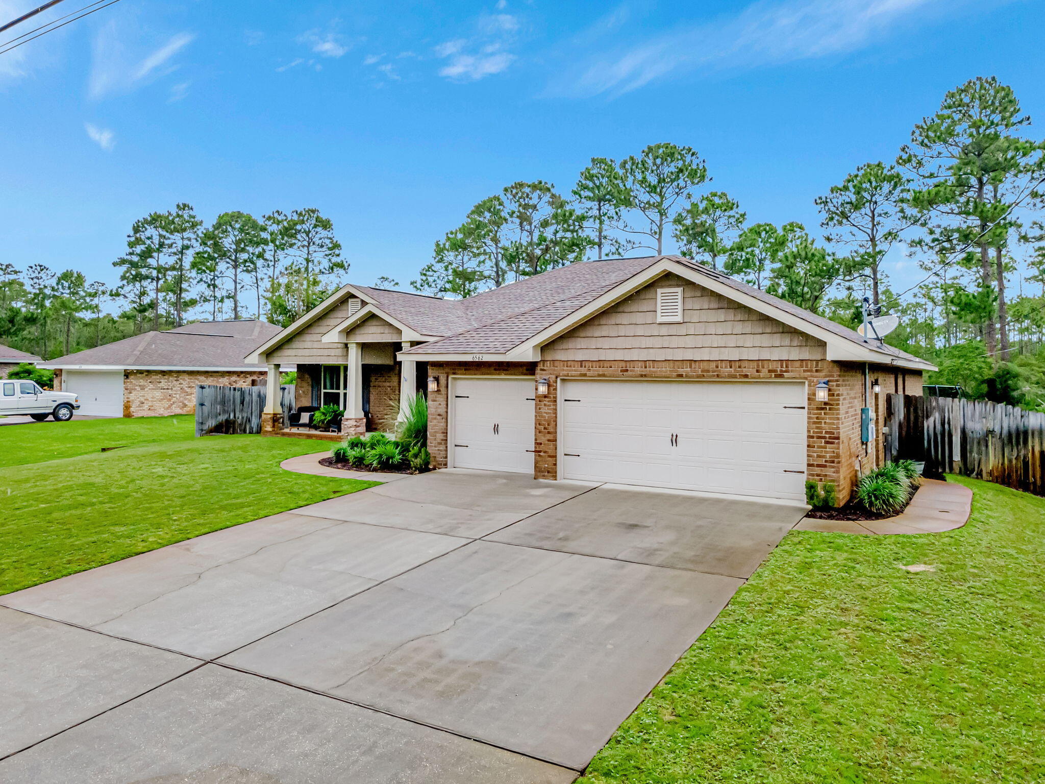 6562 Longview Street