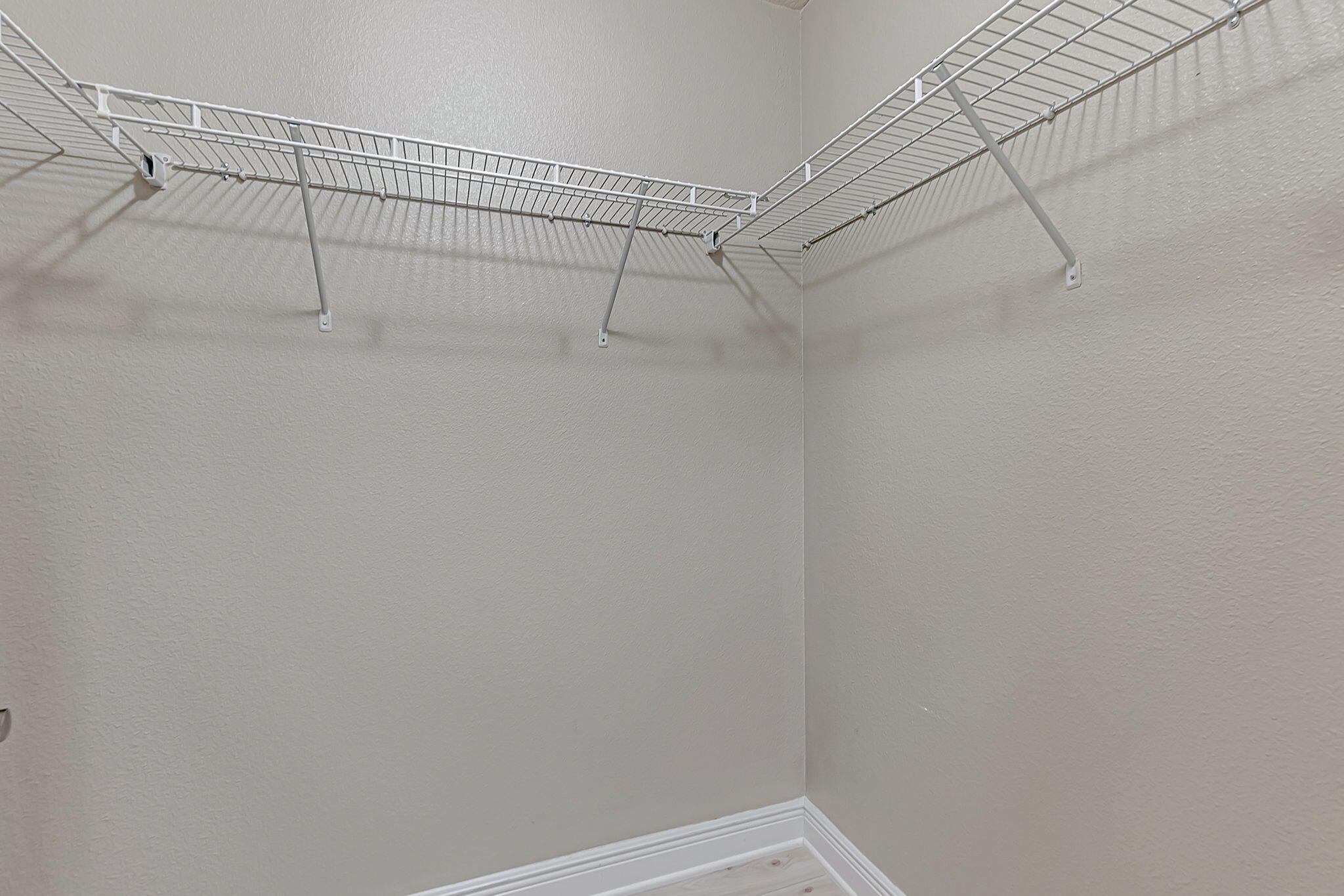 6562 Longview Street