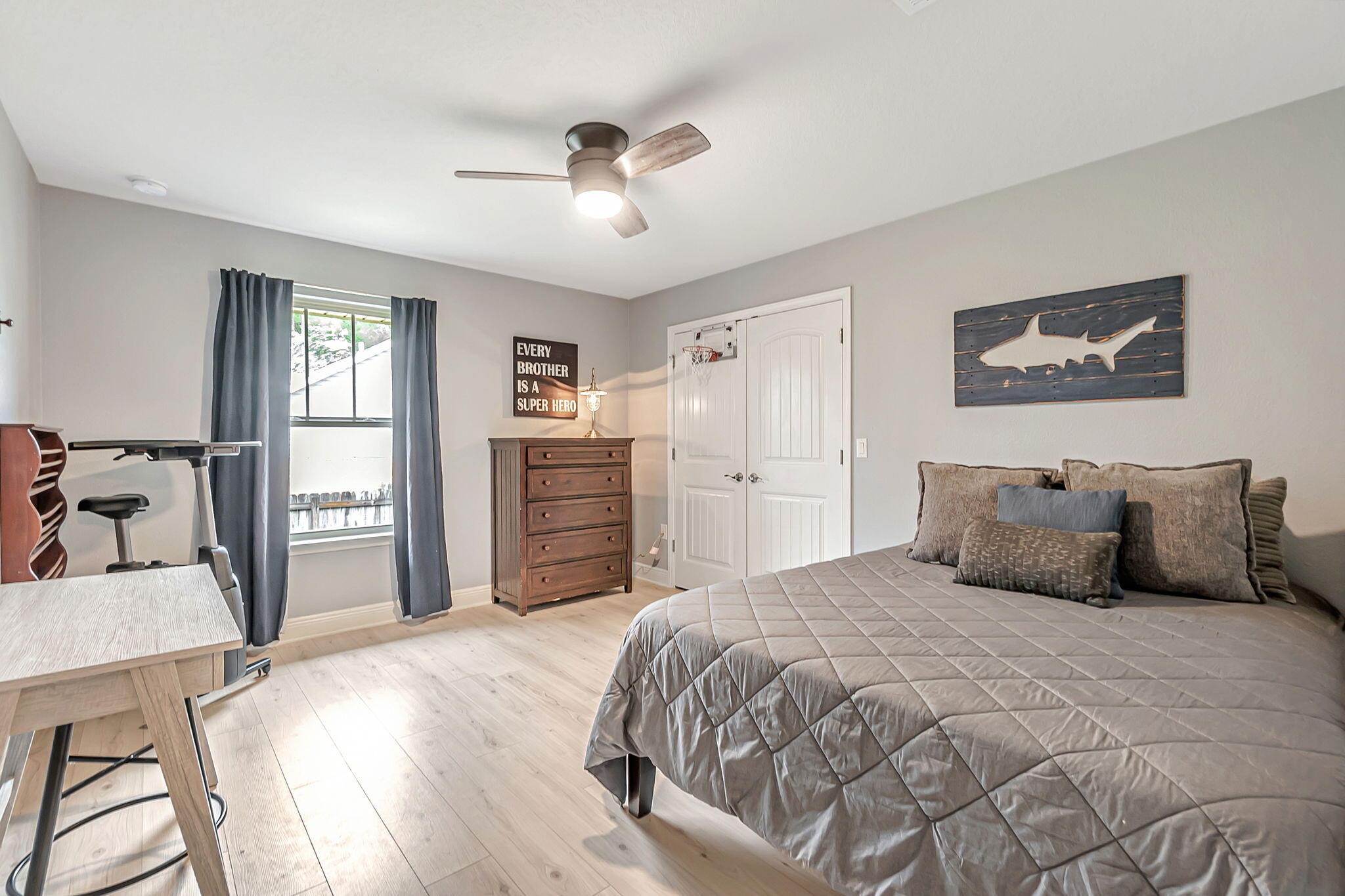 6562 Longview Street