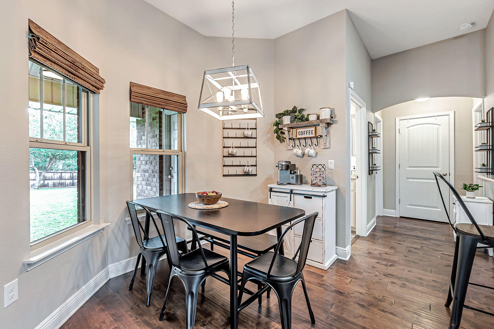 6562 Longview Street