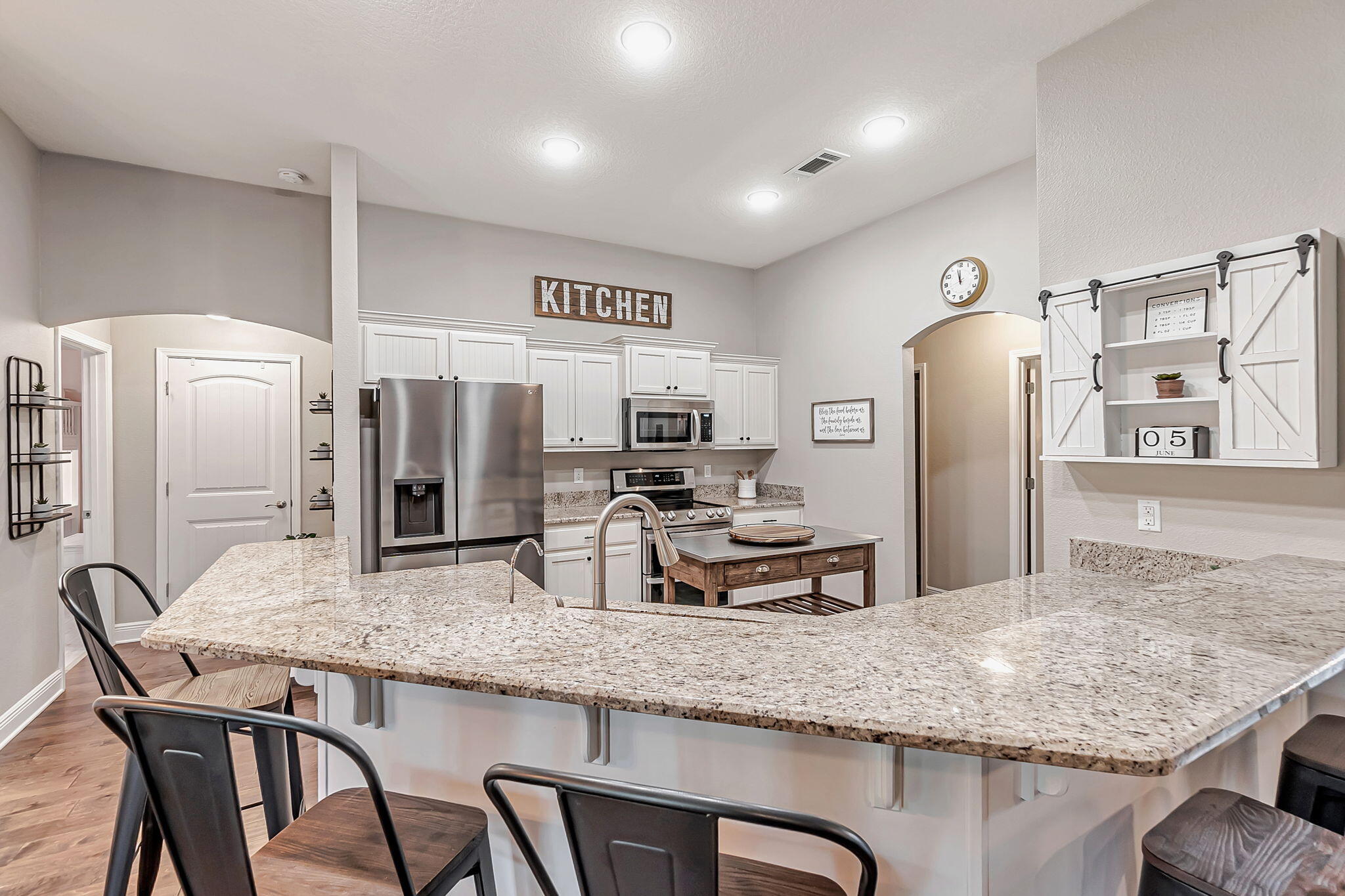 6562 Longview Street