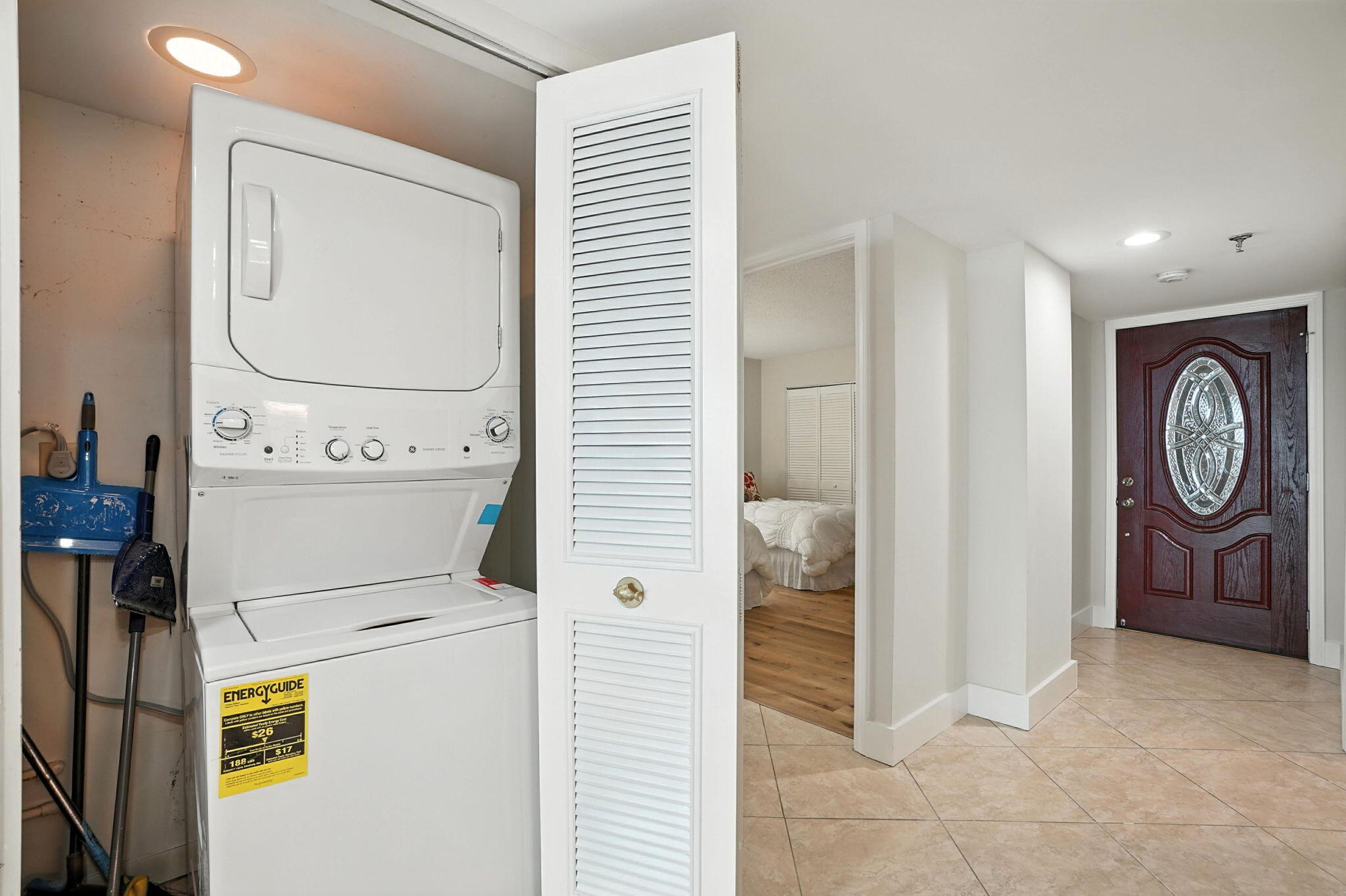 381 Santa Rosa Boulevard, W709