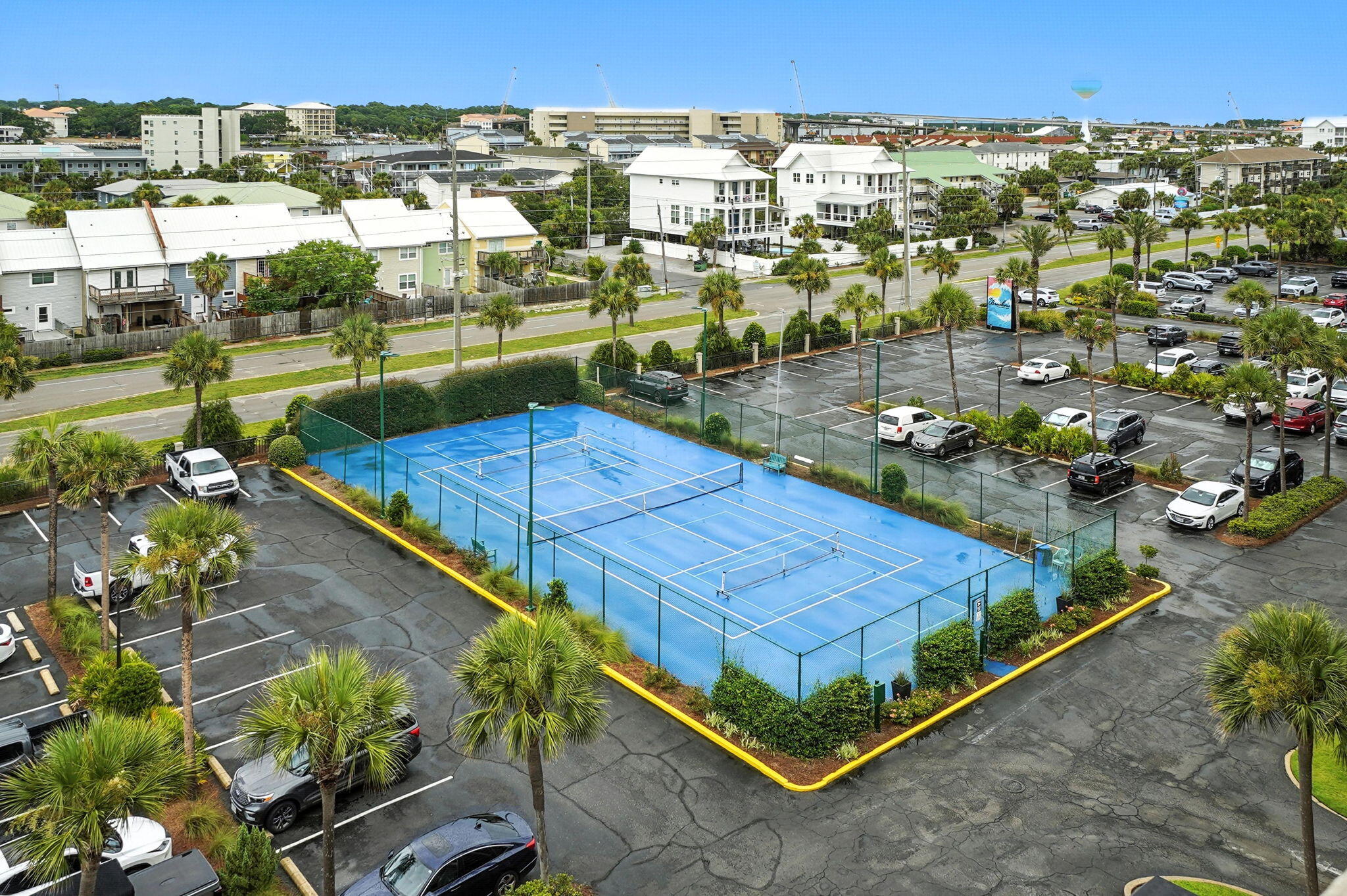 381 Santa Rosa Boulevard, W709