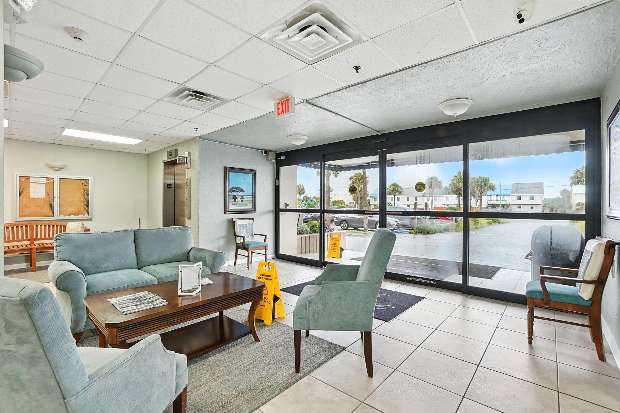 381 Santa Rosa Boulevard, W709