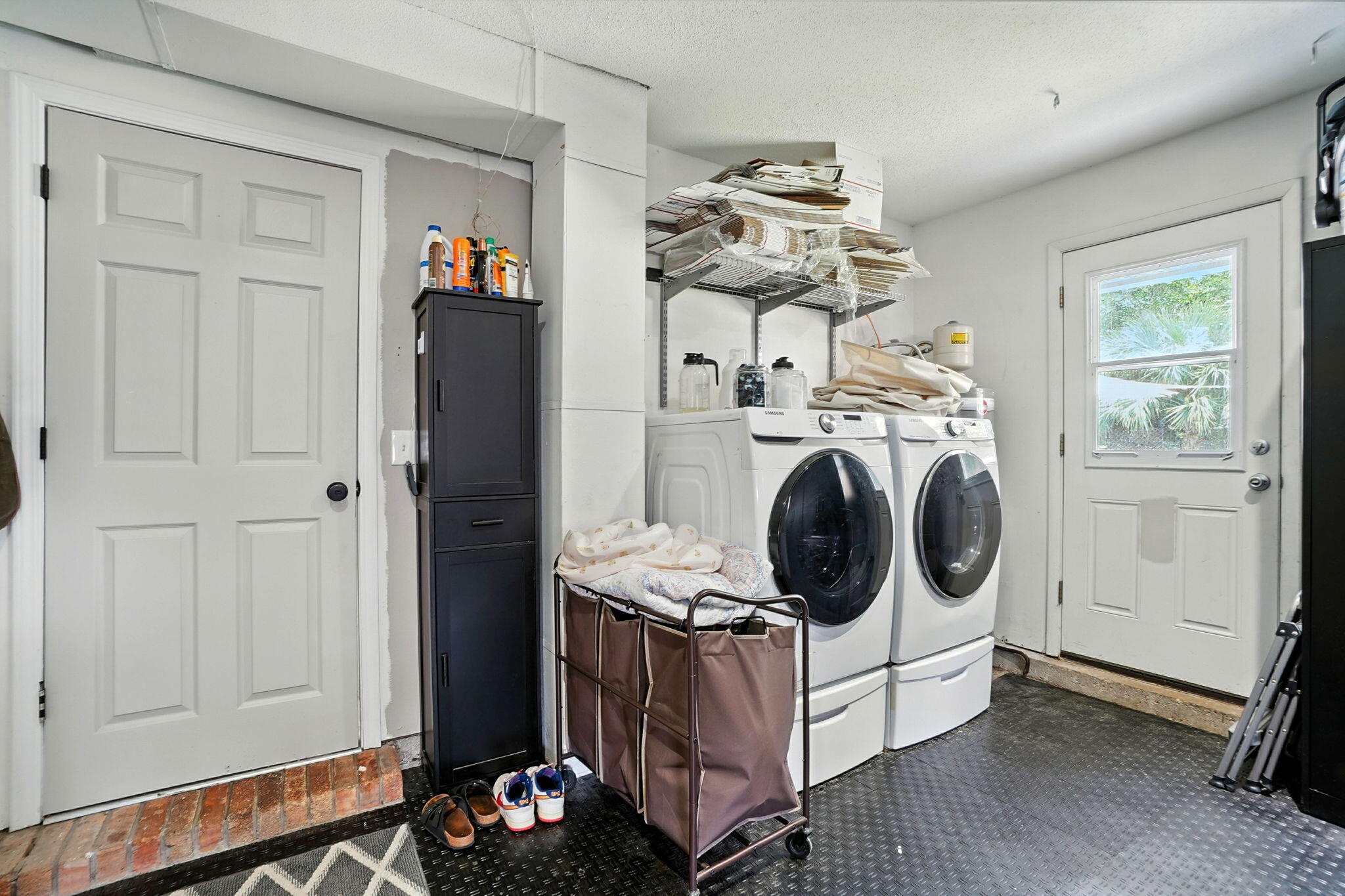 616 NE Fairway Avenue