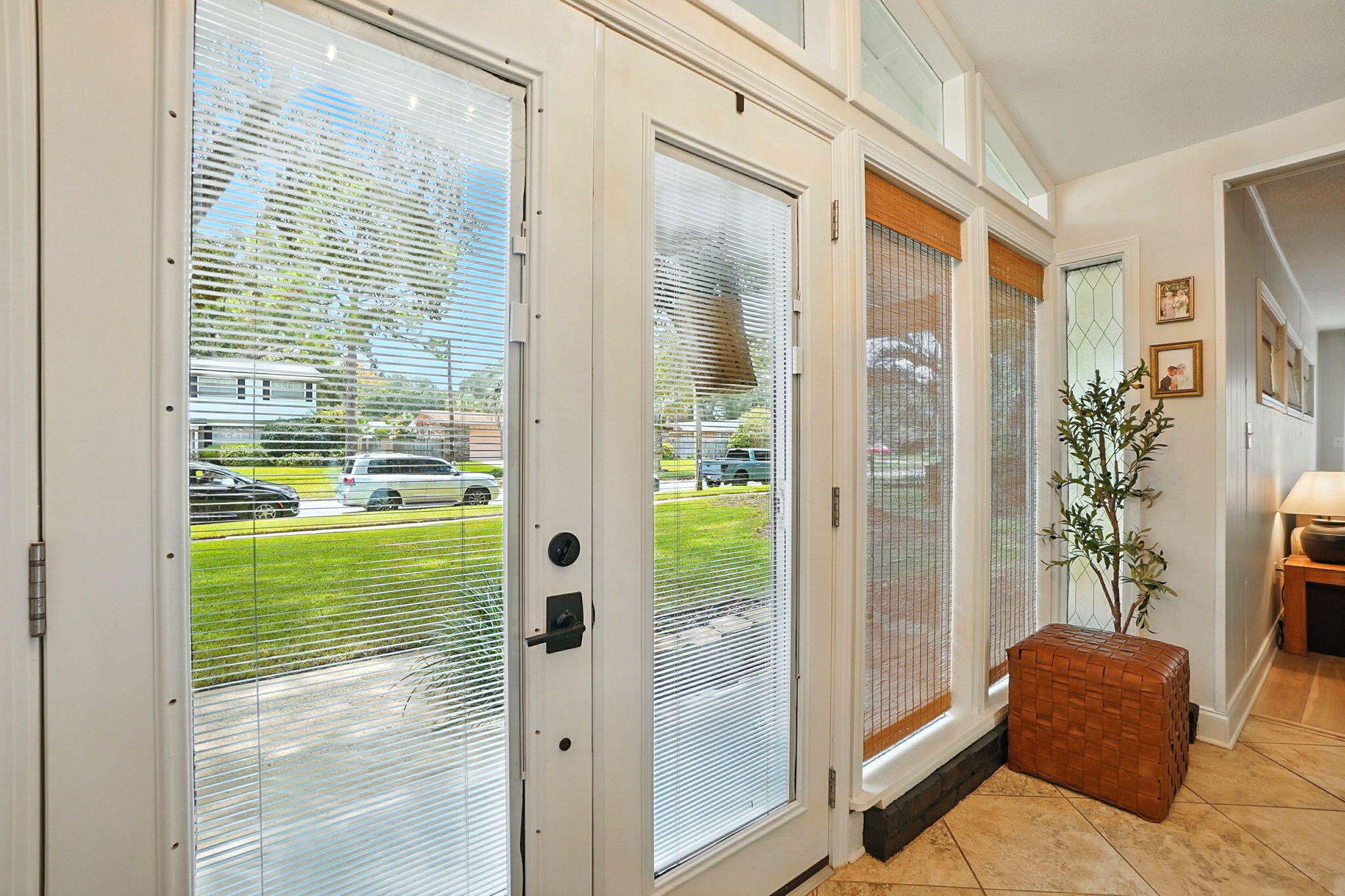 616 NE Fairway Avenue